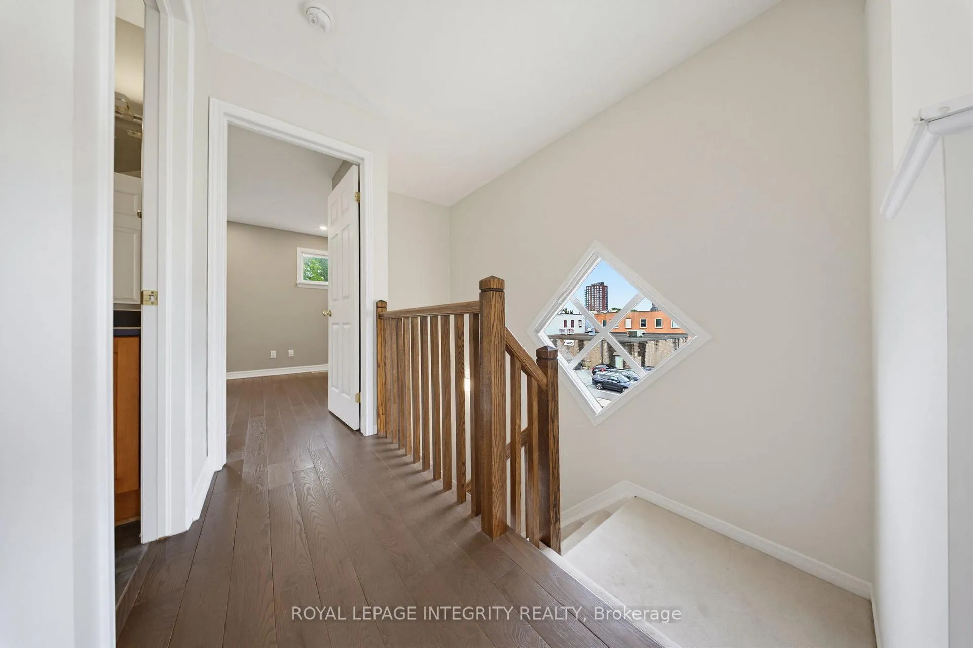 Photo 19 of 2 Panorama Private, Ottawa, Ottawa West — HOMEH