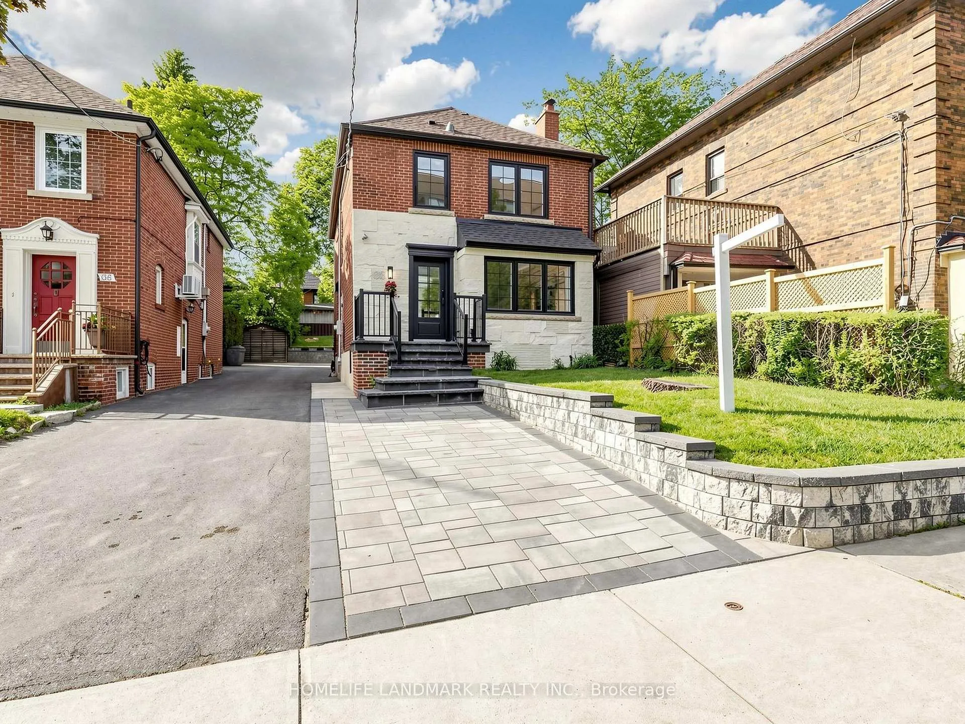Photo 2 of 66 Willowbank Boulevard, Toronto, Lawrence Park South — HOMEH