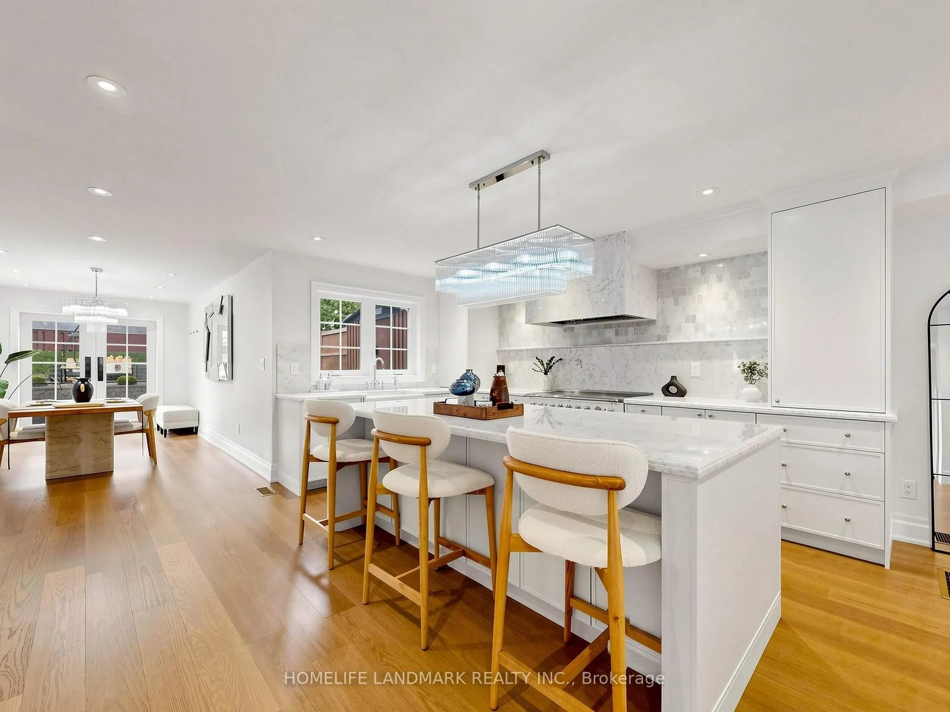 Photo 9 of 66 Willowbank Boulevard, Toronto, Lawrence Park South — HOMEH