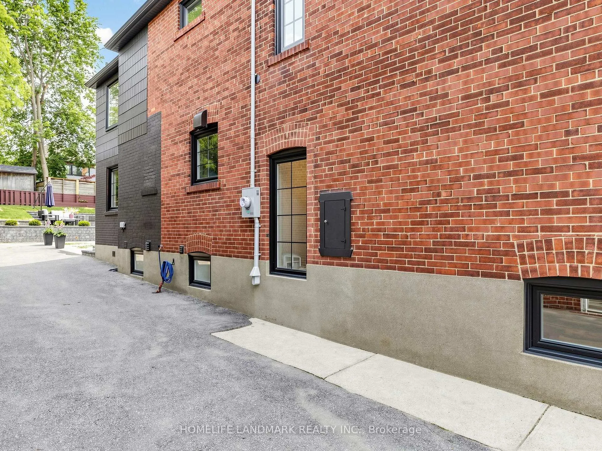 Photo 49 of 66 Willowbank Boulevard, Toronto, Lawrence Park South — HOMEH