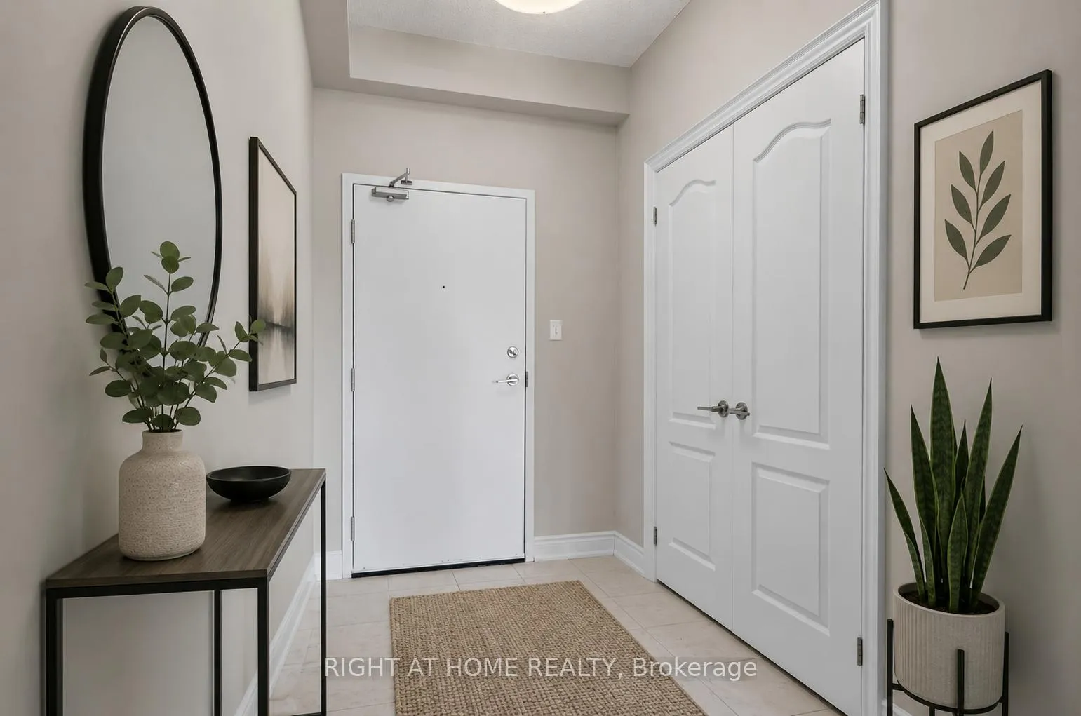 Photo 2 of Unit 111, 42 Ferndale Drive S, Barrie, Ardagh — HOMEH