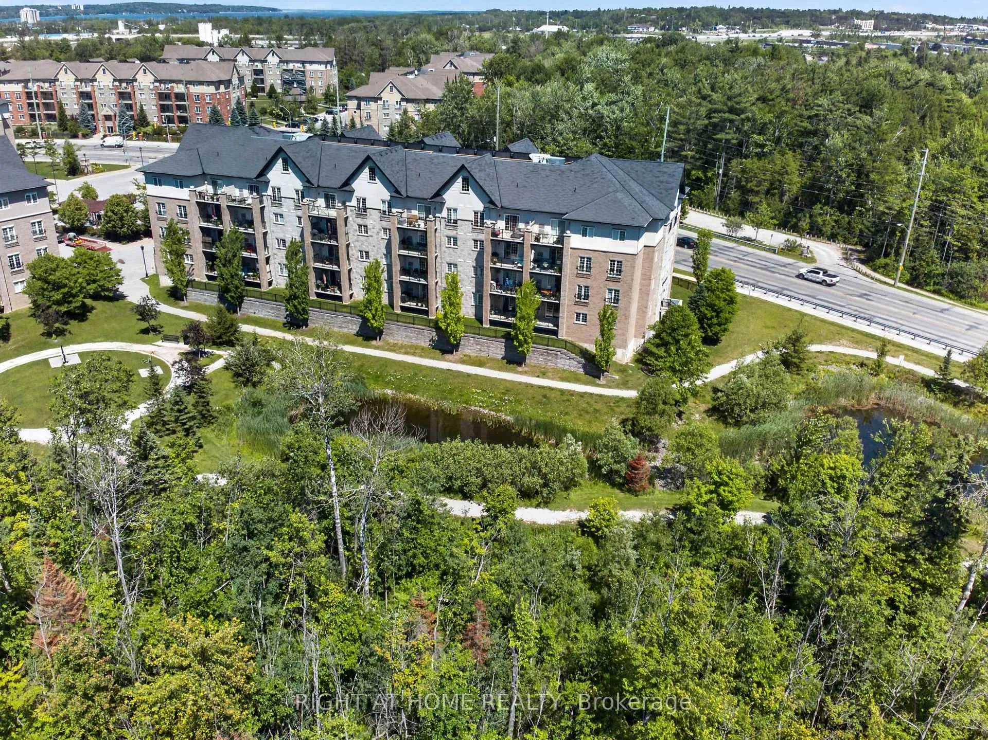 Photo 21 of Unit 111, 42 Ferndale Drive S, Barrie, Ardagh — HOMEH