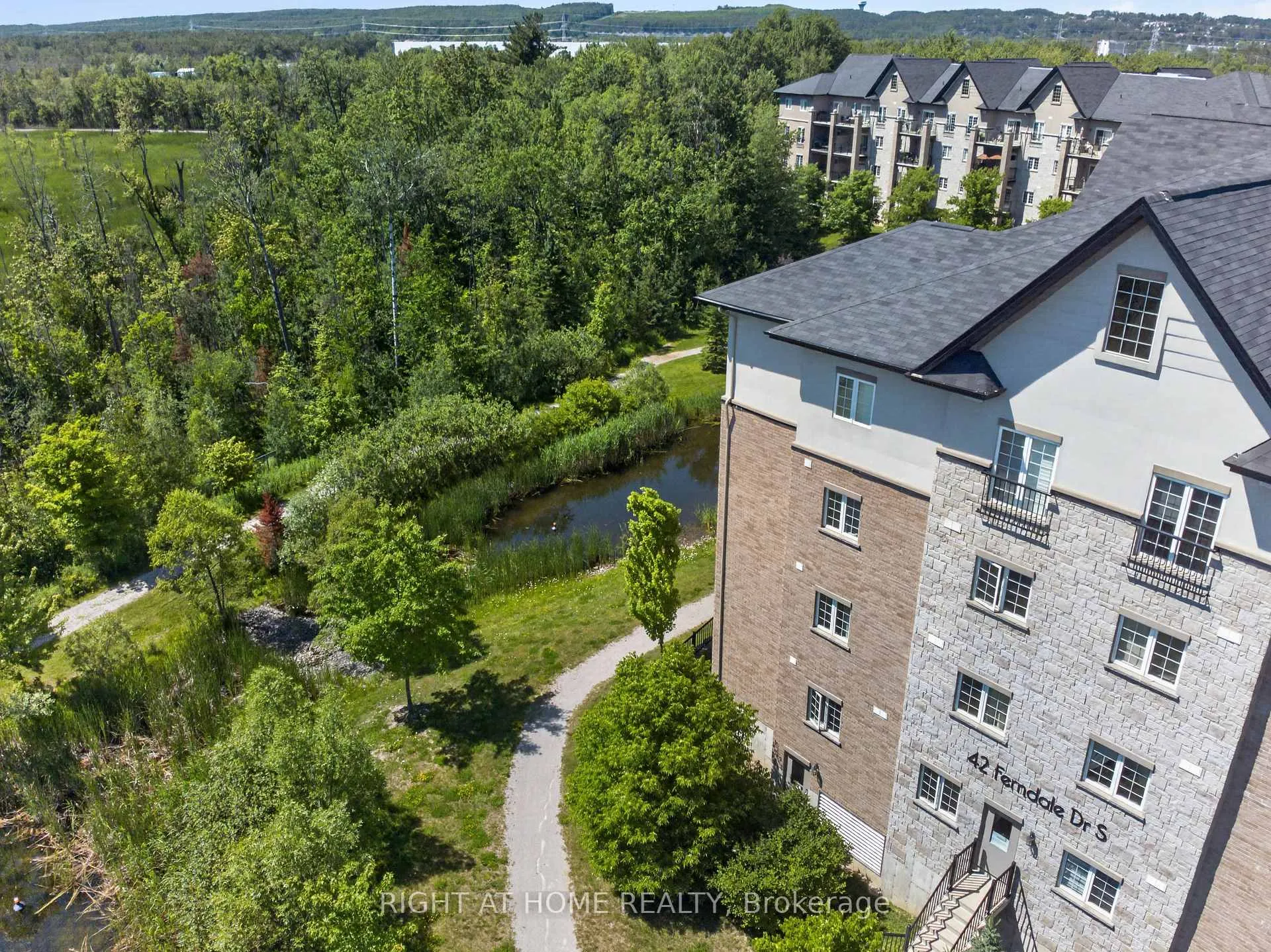 Photo 22 of Unit 111, 42 Ferndale Drive S, Barrie, Ardagh — HOMEH