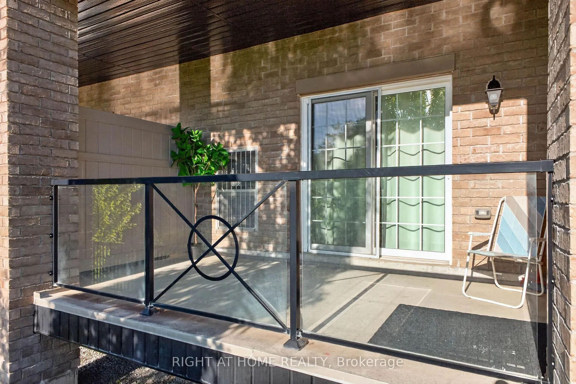 Photo 23 of Unit 111, 42 Ferndale Drive S, Barrie, Ardagh — HOMEH
