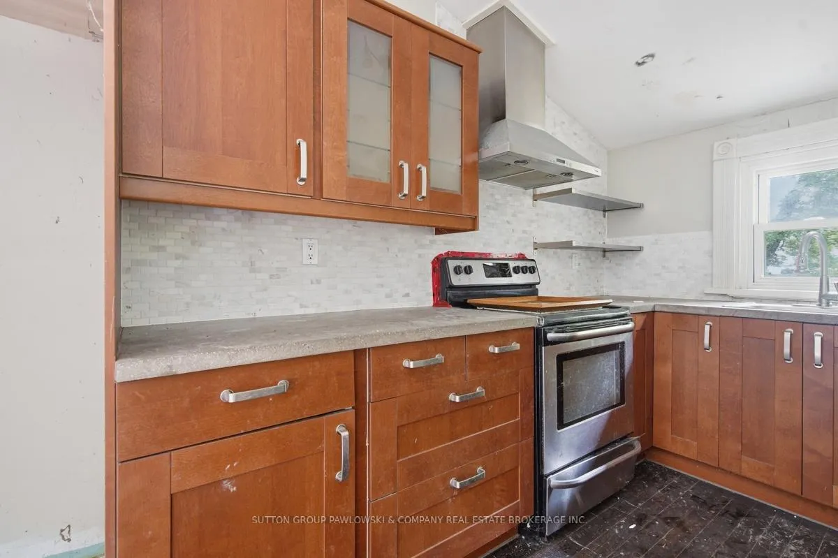 Photo 12 of 15 Carlton Avenue, London, East B — HOMEH