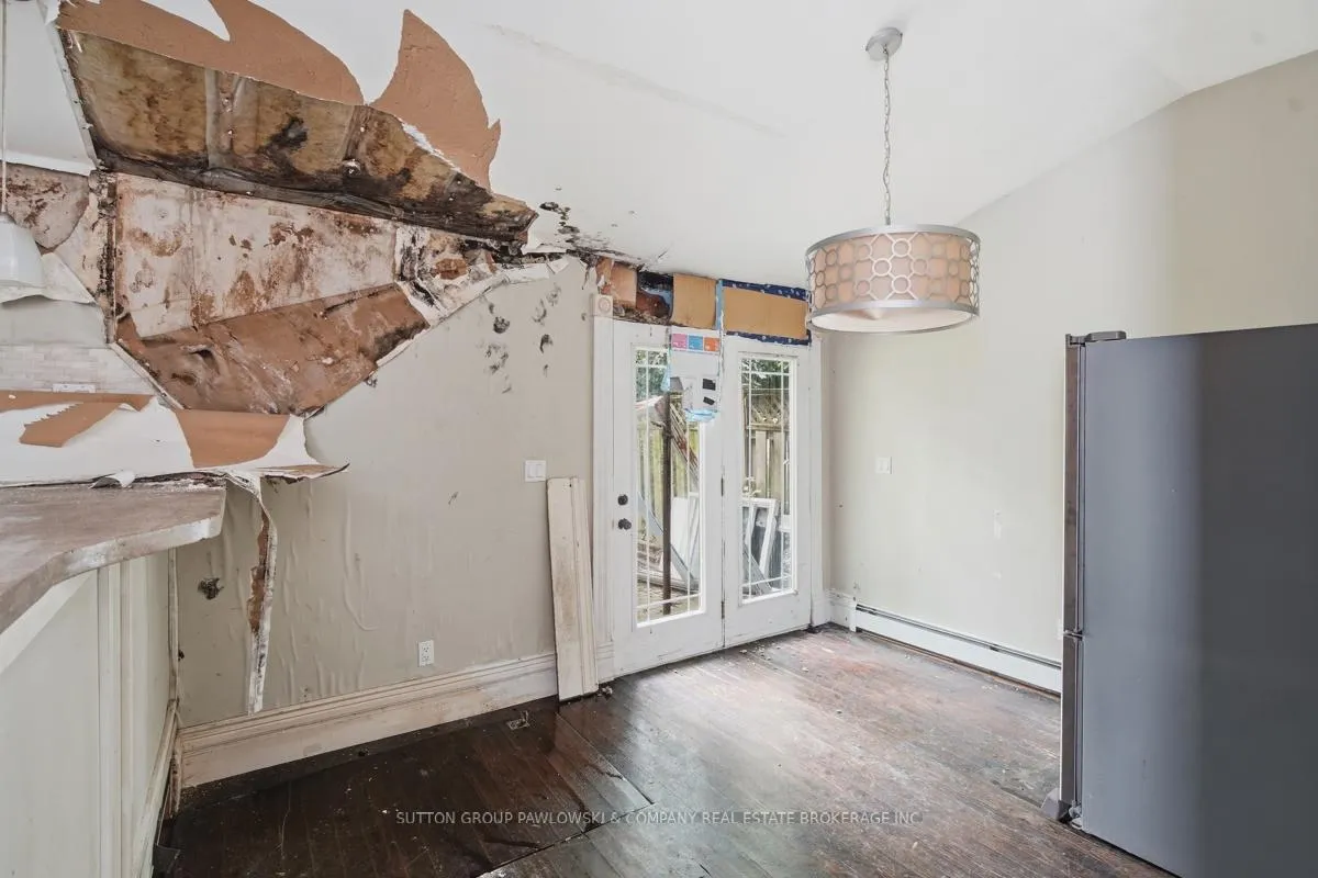 Photo 14 of 15 Carlton Avenue, London, East B — HOMEH
