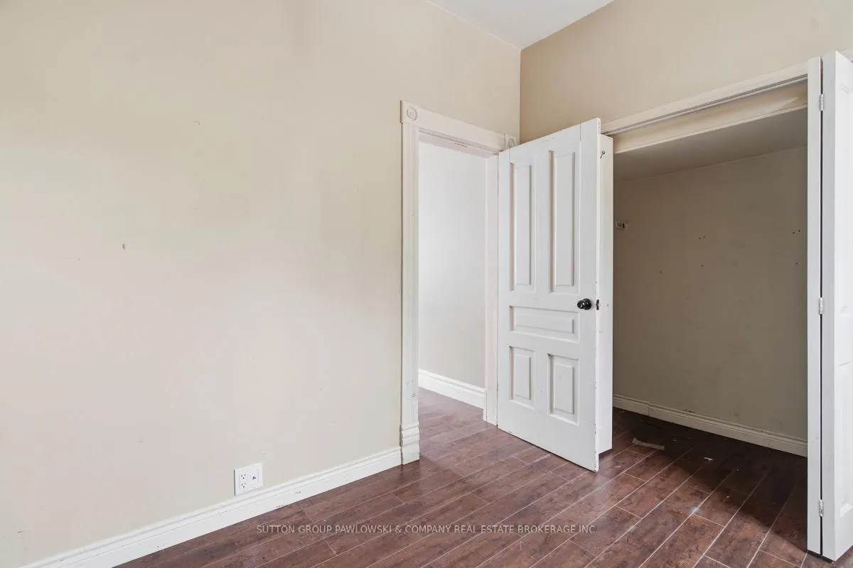 Photo 20 of 15 Carlton Avenue, London, East B — HOMEH