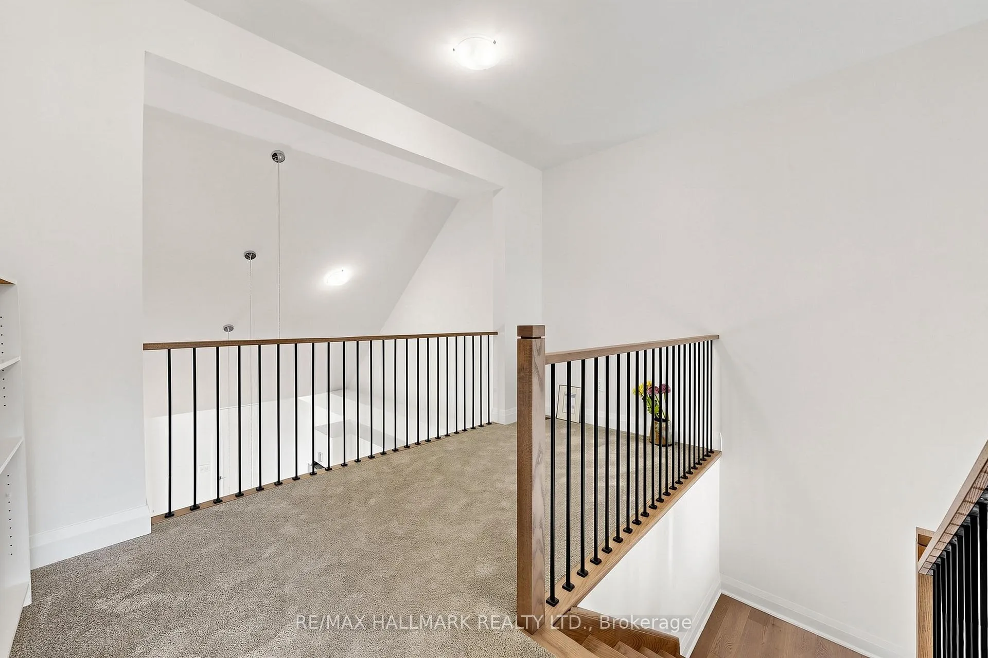 Photo 27 of 16 Vern Robertson Gate, Uxbridge — HOMEH