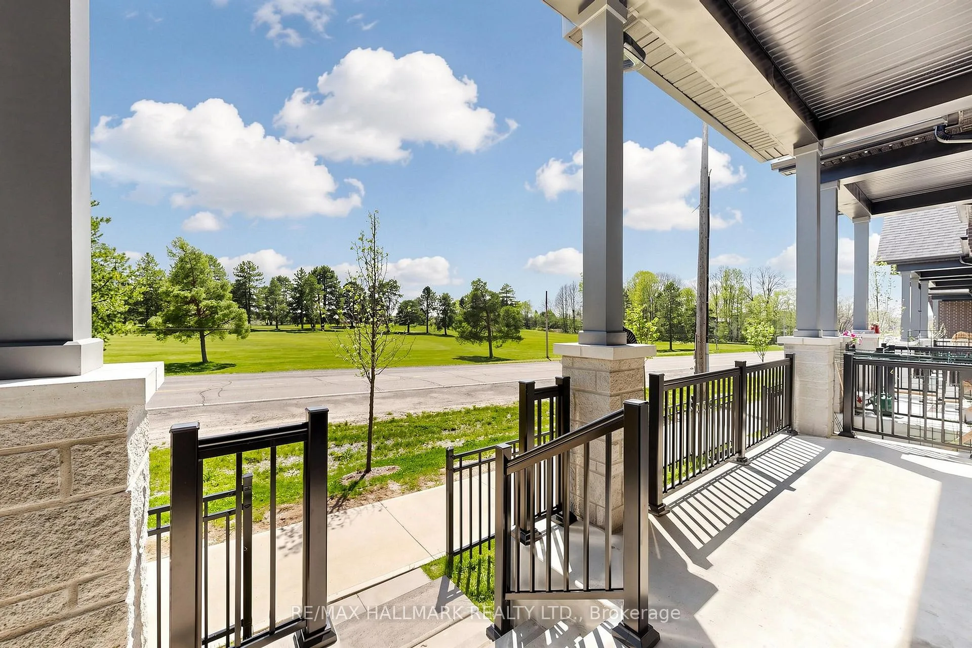 Photo 47 of 16 Vern Robertson Gate, Uxbridge — HOMEH