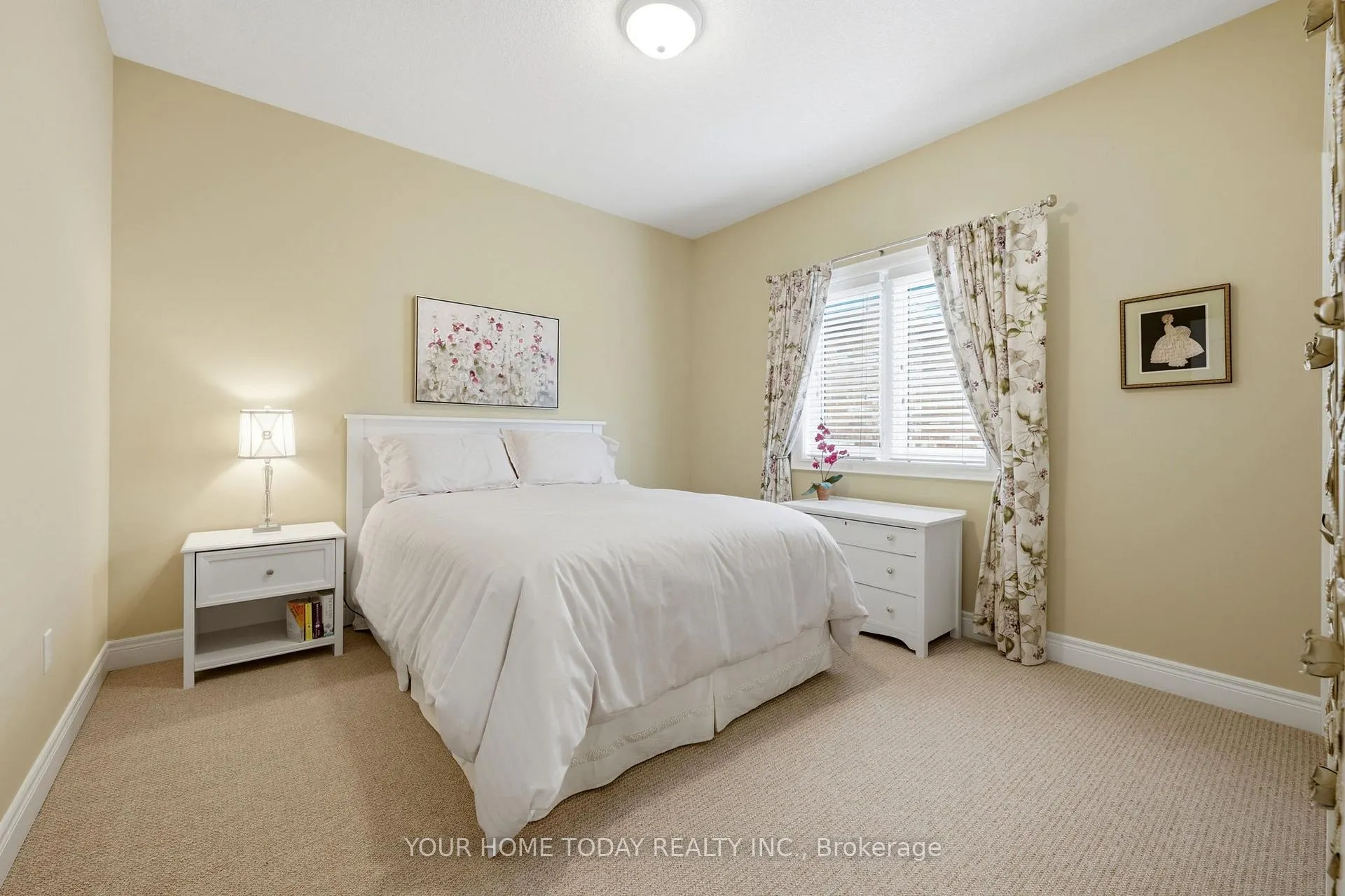 Photo 25 of 37 Dawkins Crescent, Halton Hills, Acton — HOMEH
