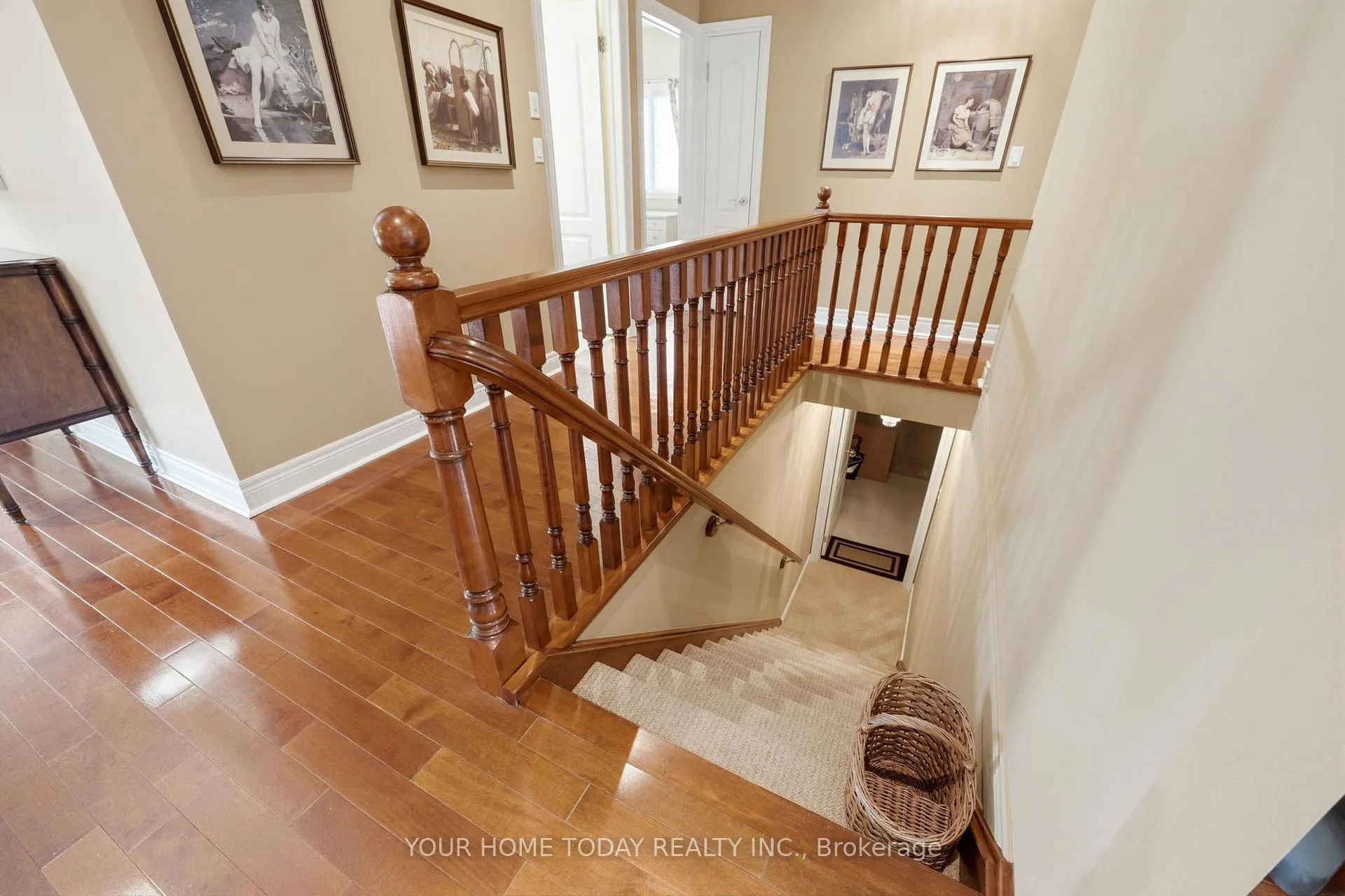 Photo 28 of 37 Dawkins Crescent, Halton Hills, Acton — HOMEH