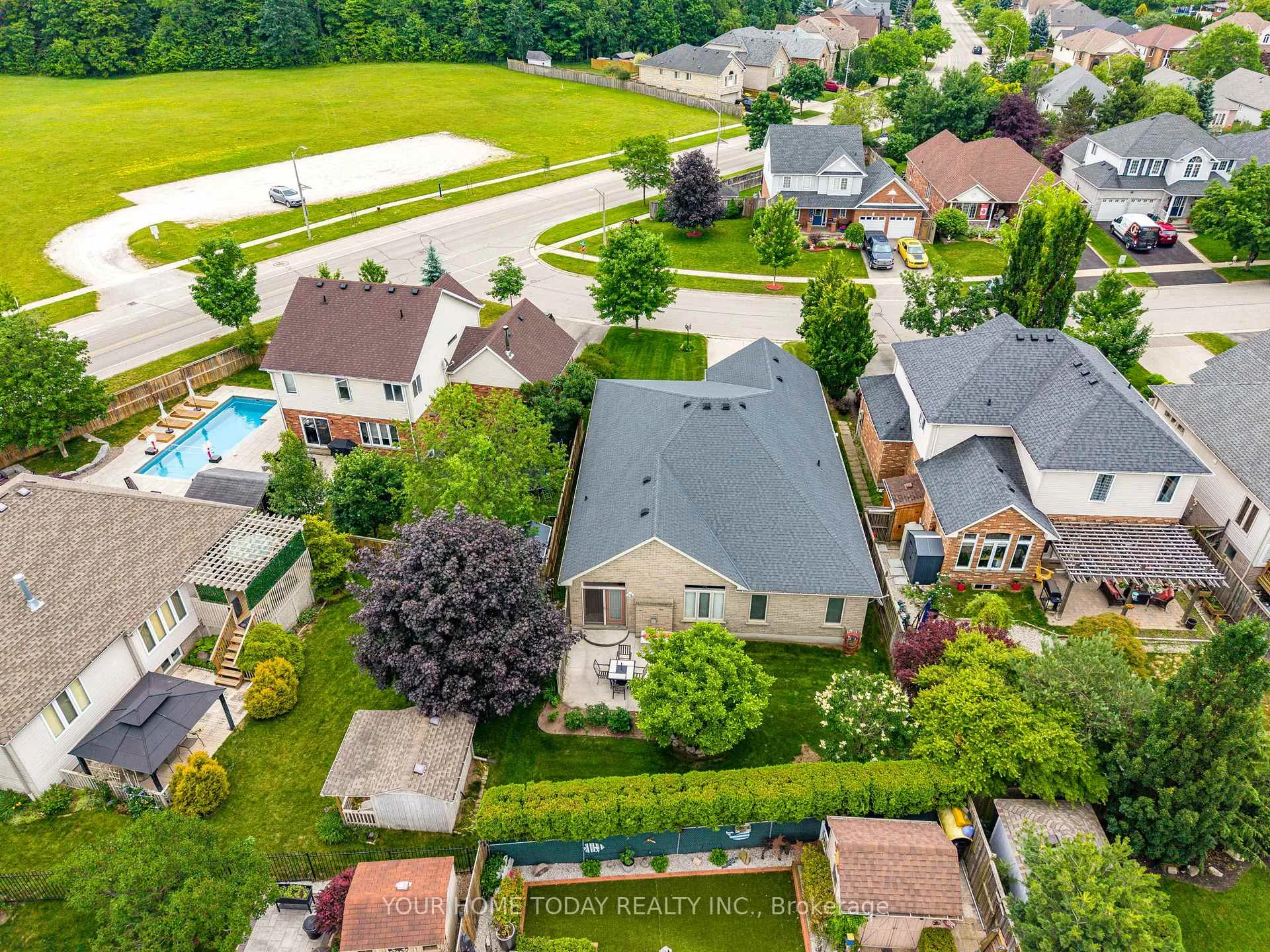 Photo 37 of 37 Dawkins Crescent, Halton Hills, Acton — HOMEH