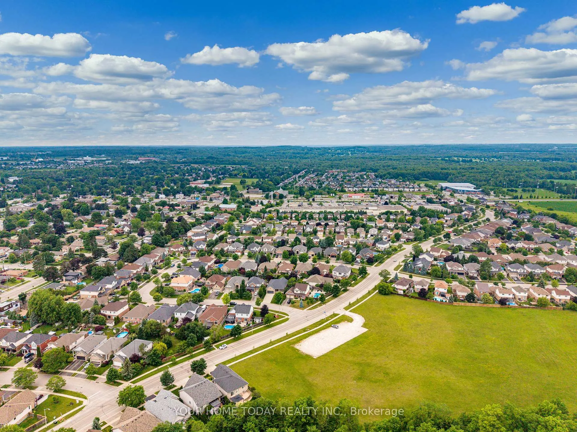 Photo 43 of 37 Dawkins Crescent, Halton Hills, Acton — HOMEH