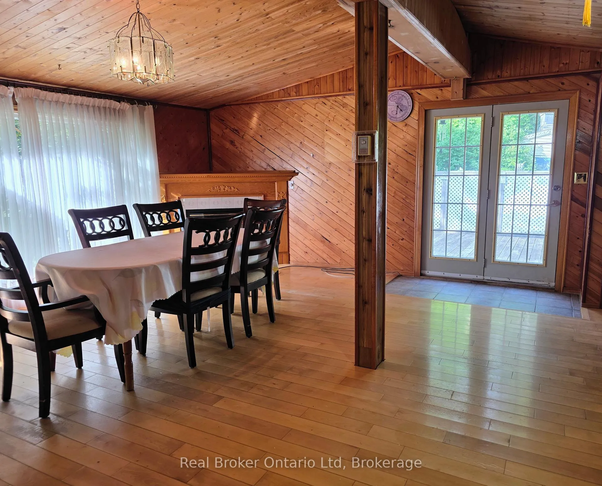 Photo 4 of 9 Burton Crescent S, South Bruce Peninsula — HOMEH