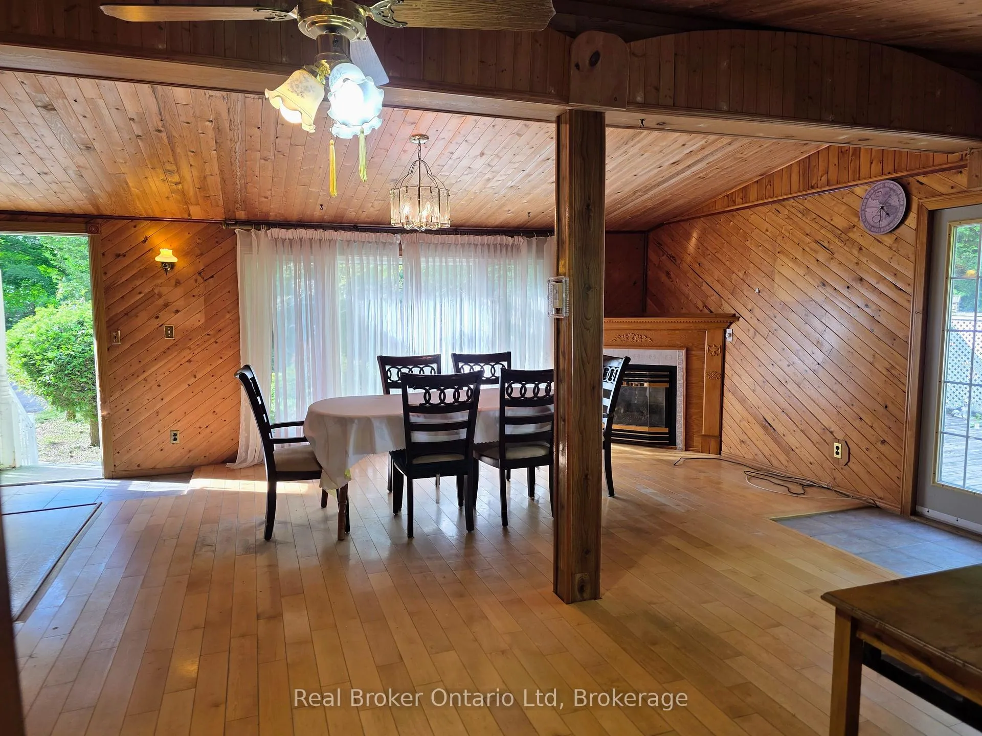 Photo 5 of 9 Burton Crescent S, South Bruce Peninsula — HOMEH