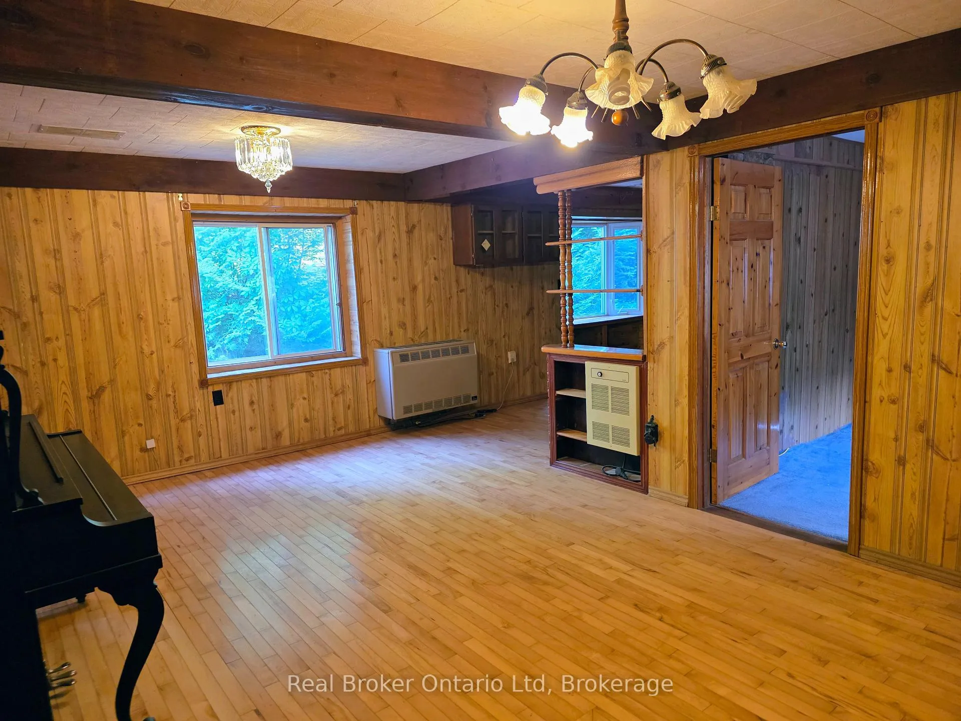 Photo 15 of 9 Burton Crescent S, South Bruce Peninsula — HOMEH