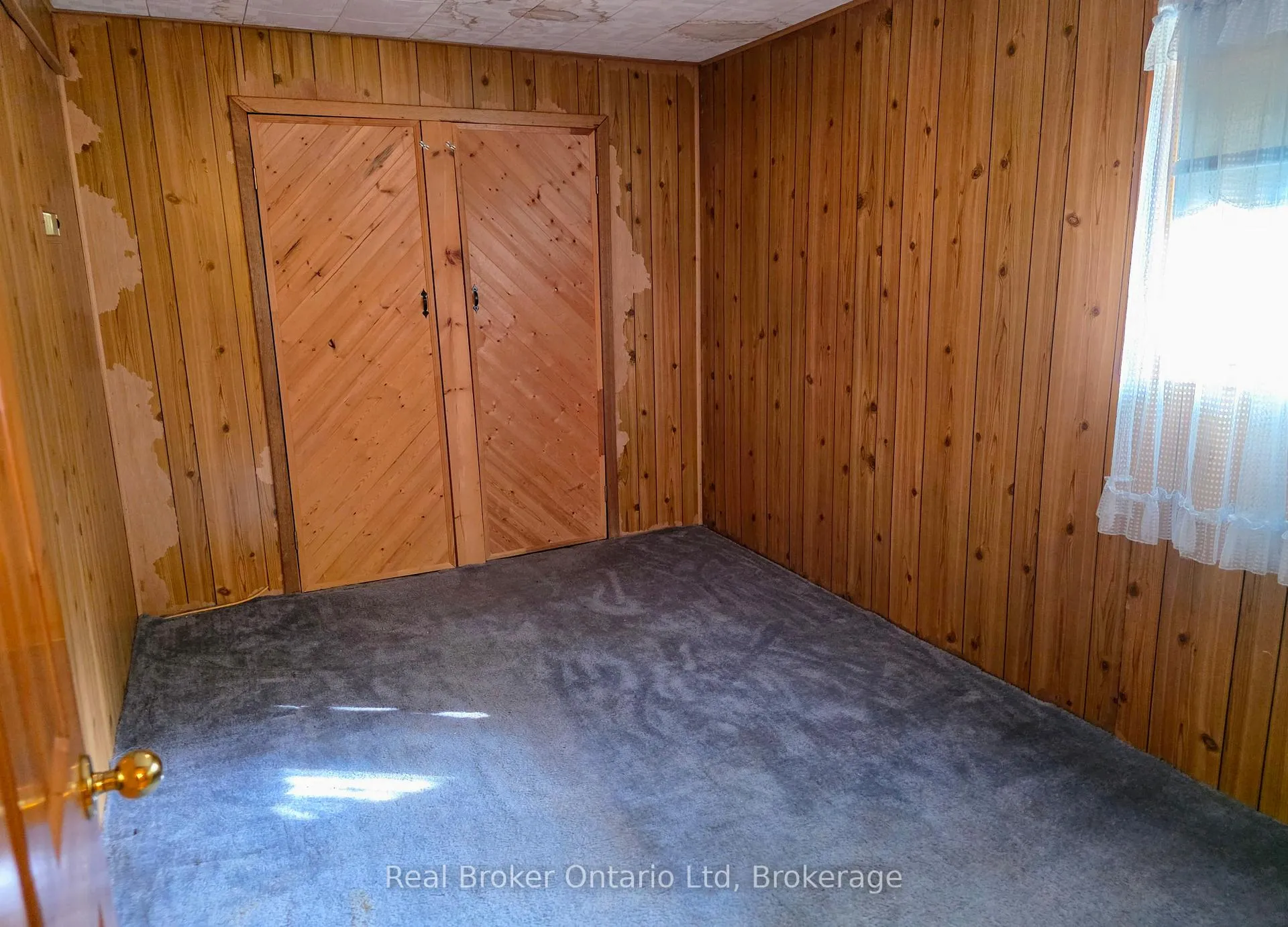 Photo 16 of 9 Burton Crescent S, South Bruce Peninsula — HOMEH