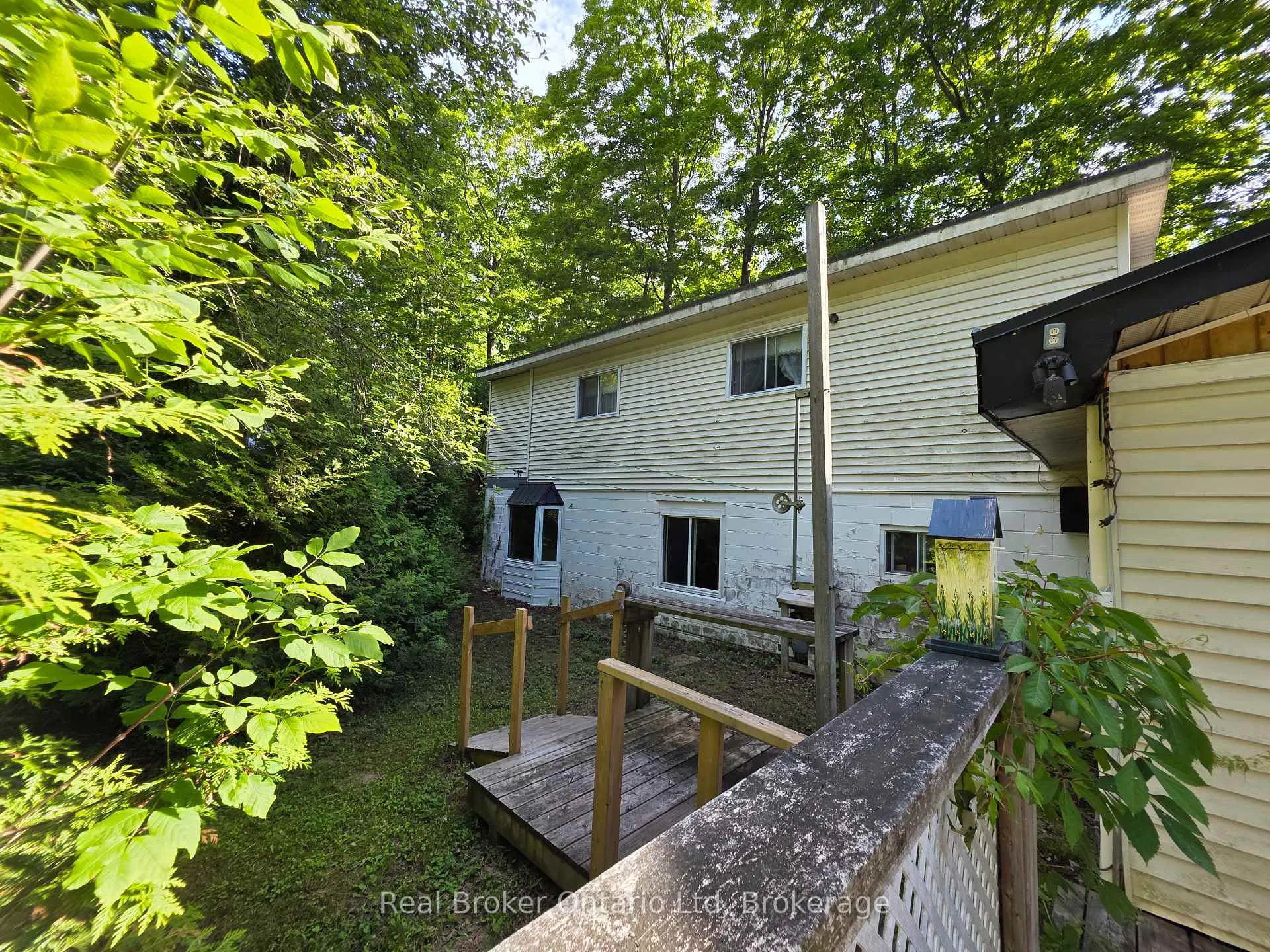 Photo 26 of 9 Burton Crescent S, South Bruce Peninsula — HOMEH