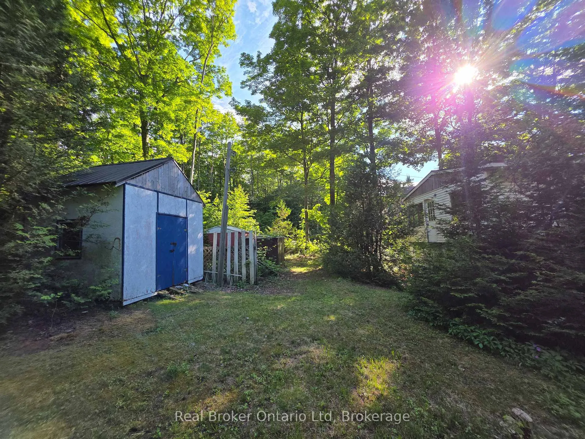Photo 29 of 9 Burton Crescent S, South Bruce Peninsula — HOMEH