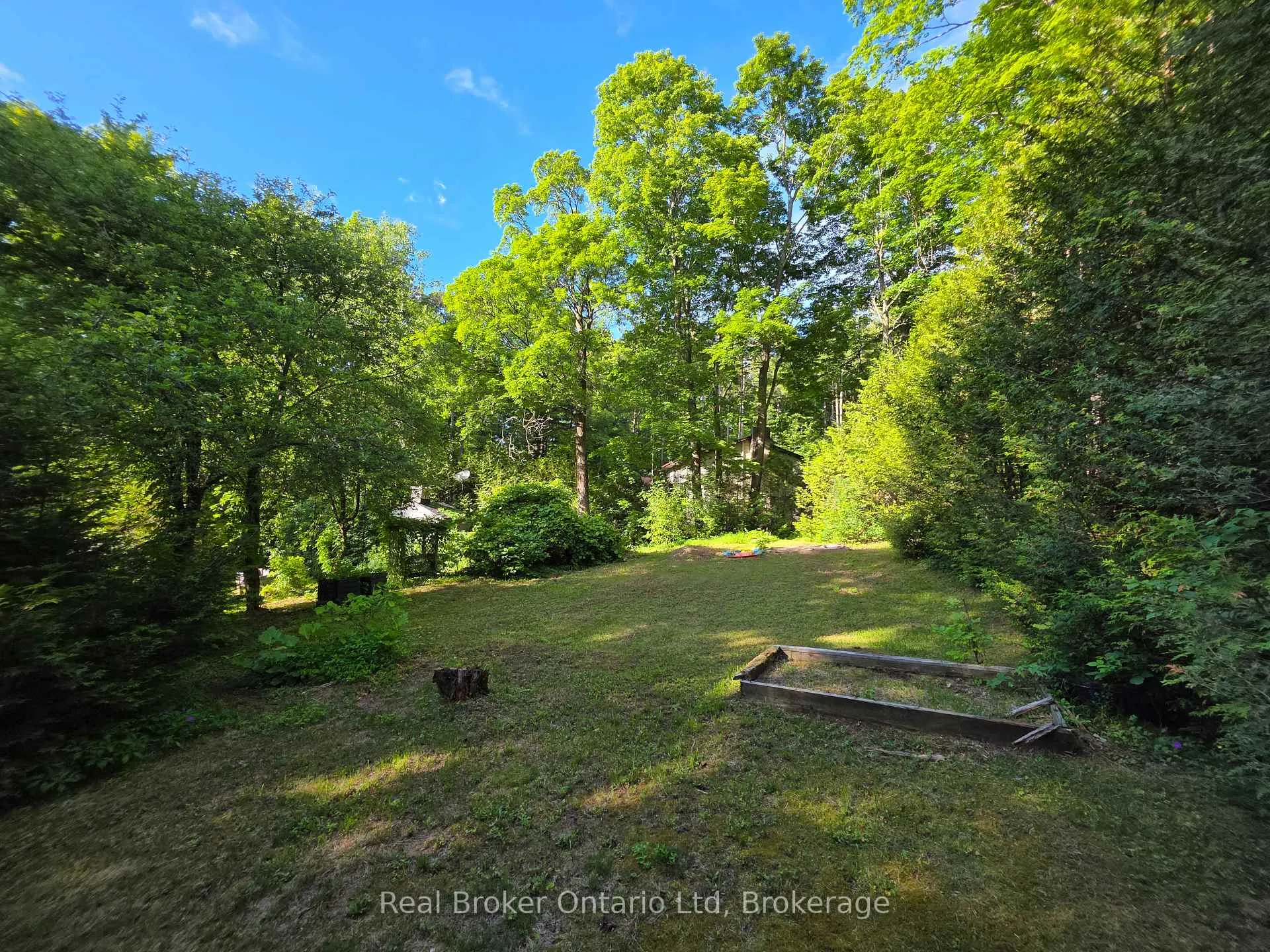Photo 30 of 9 Burton Crescent S, South Bruce Peninsula — HOMEH