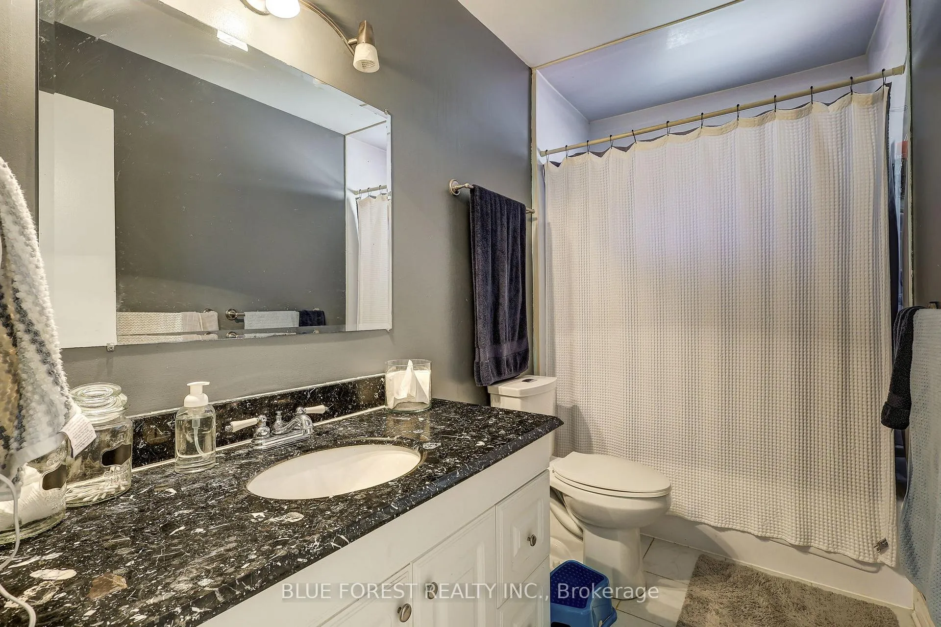 Photo 44 of 1674 Aldersbrook Road, London, North F — HOMEH