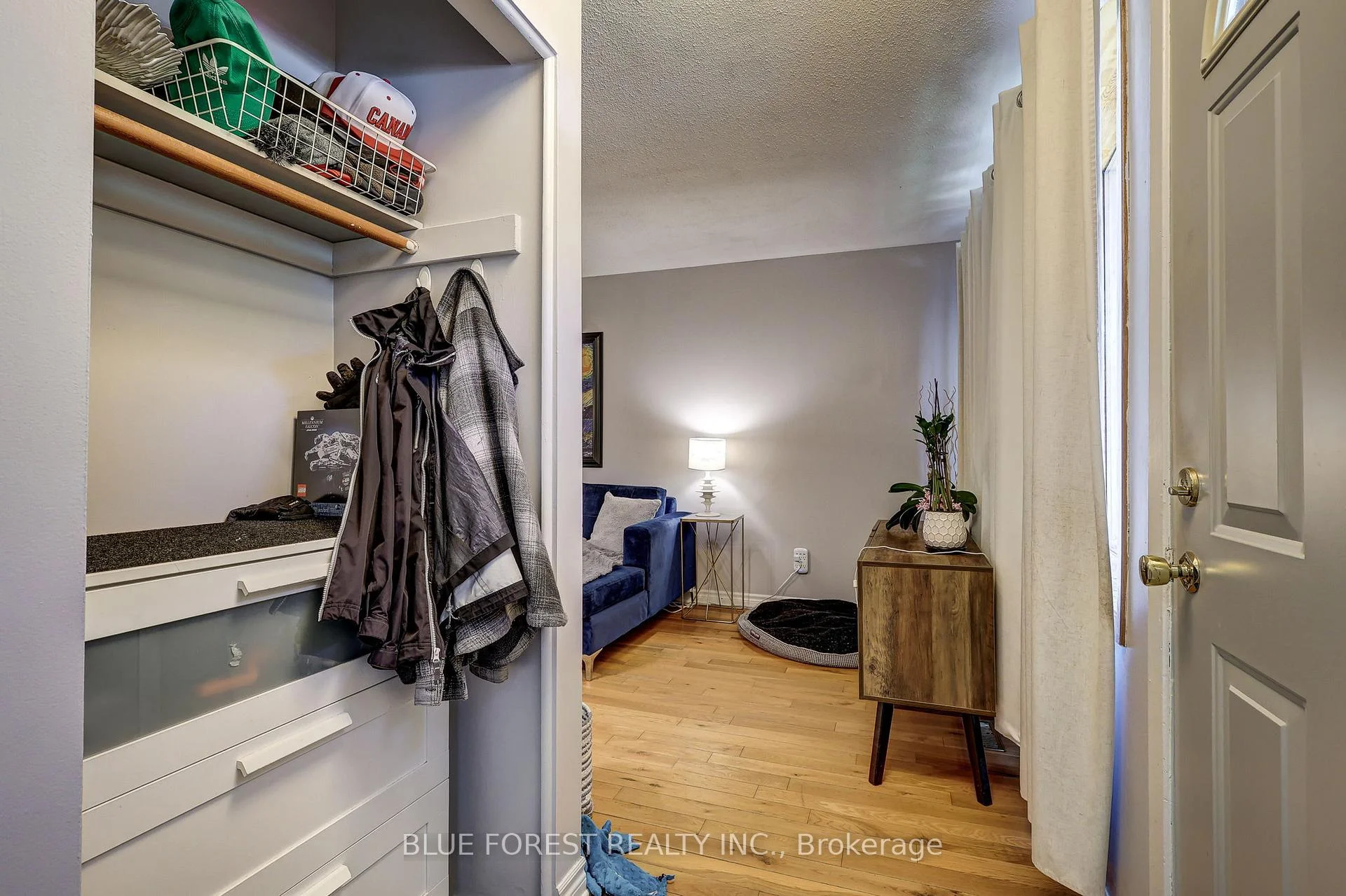 Photo 5 of 1674 Aldersbrook Road, London, North F — HOMEH