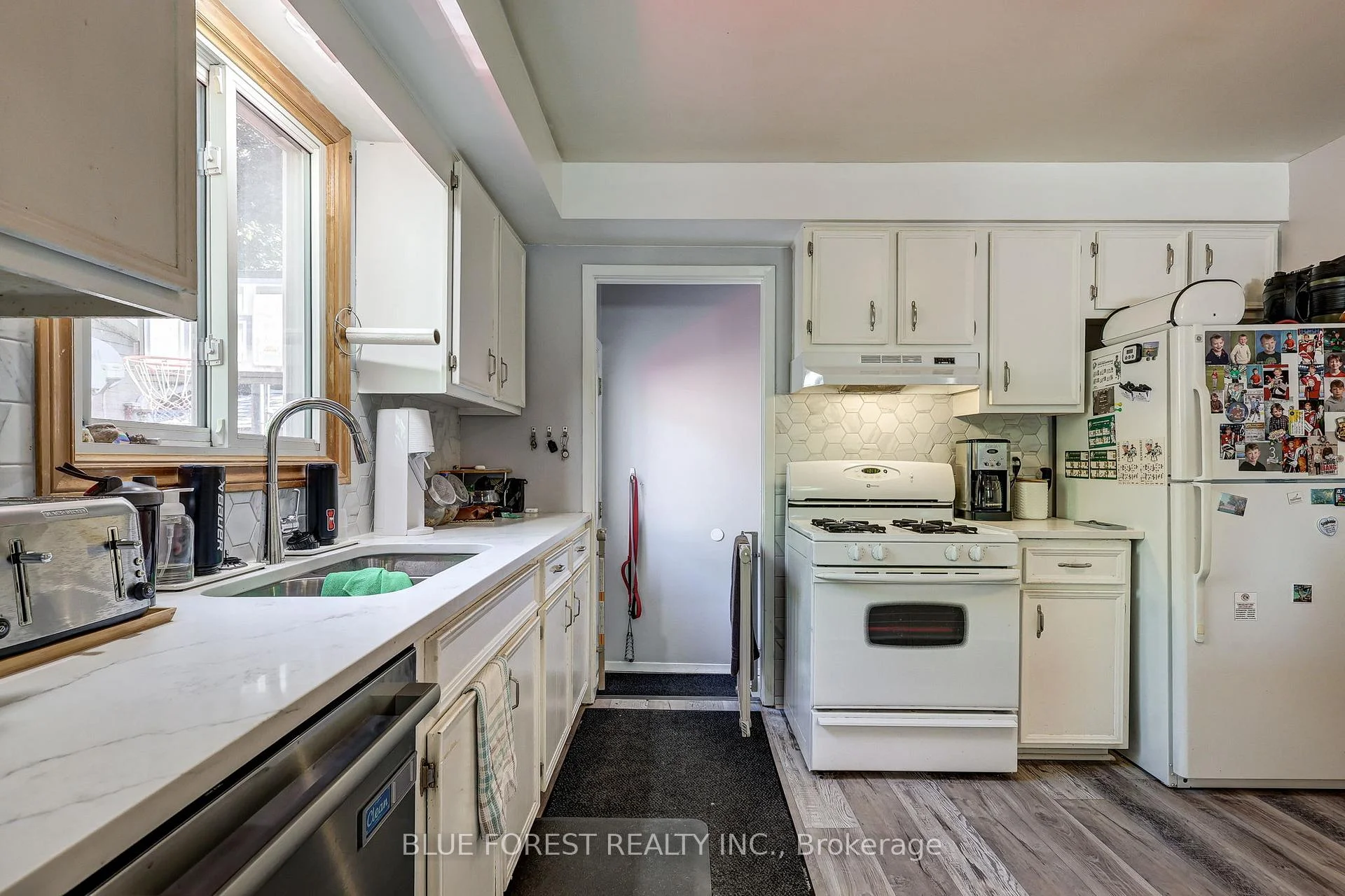 Photo 20 of 1674 Aldersbrook Road, London, North F — HOMEH