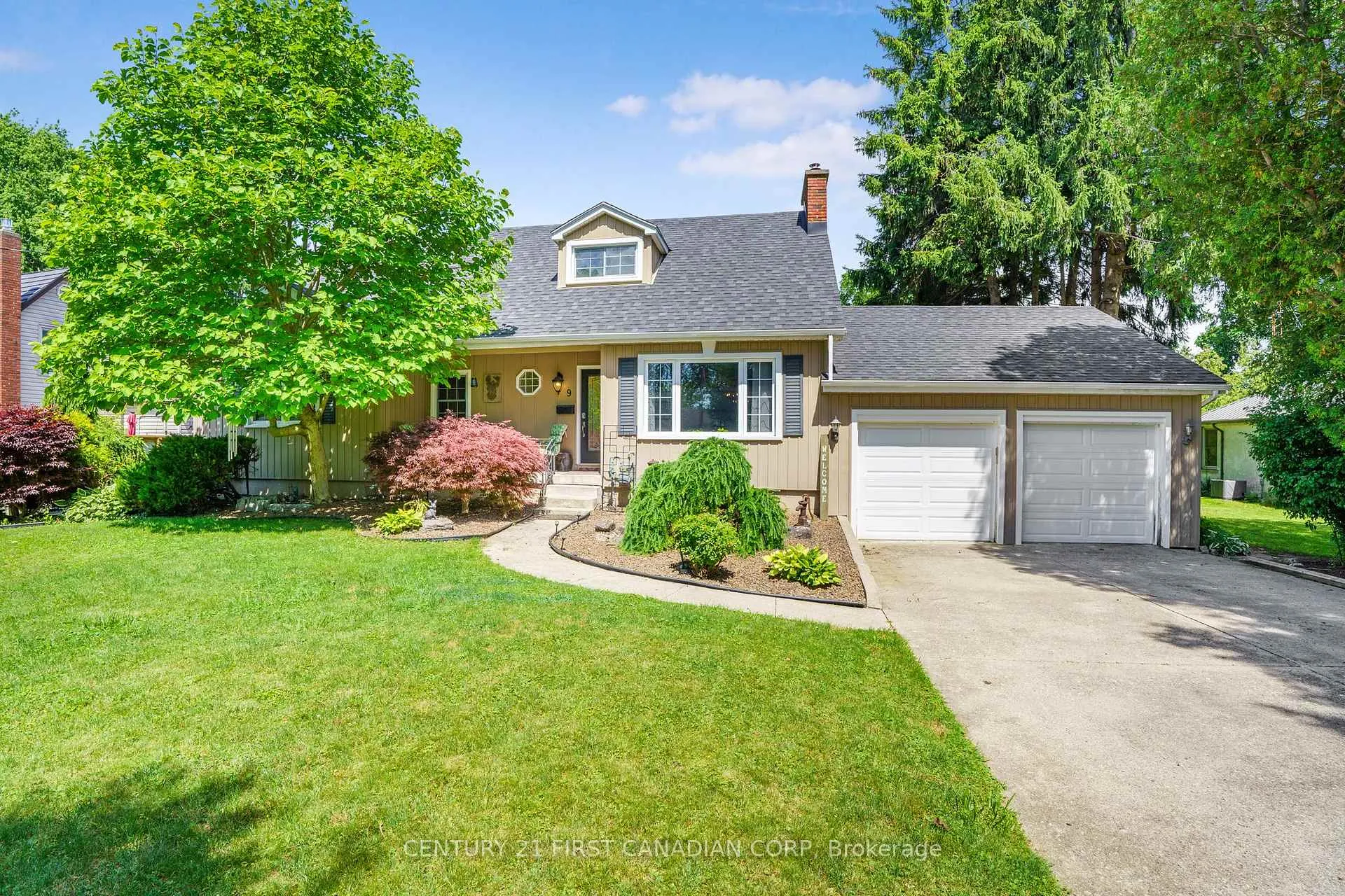 Photo 2 of 9 O'Brien Drive, Chatham-Kent, Chatham — HOMEH