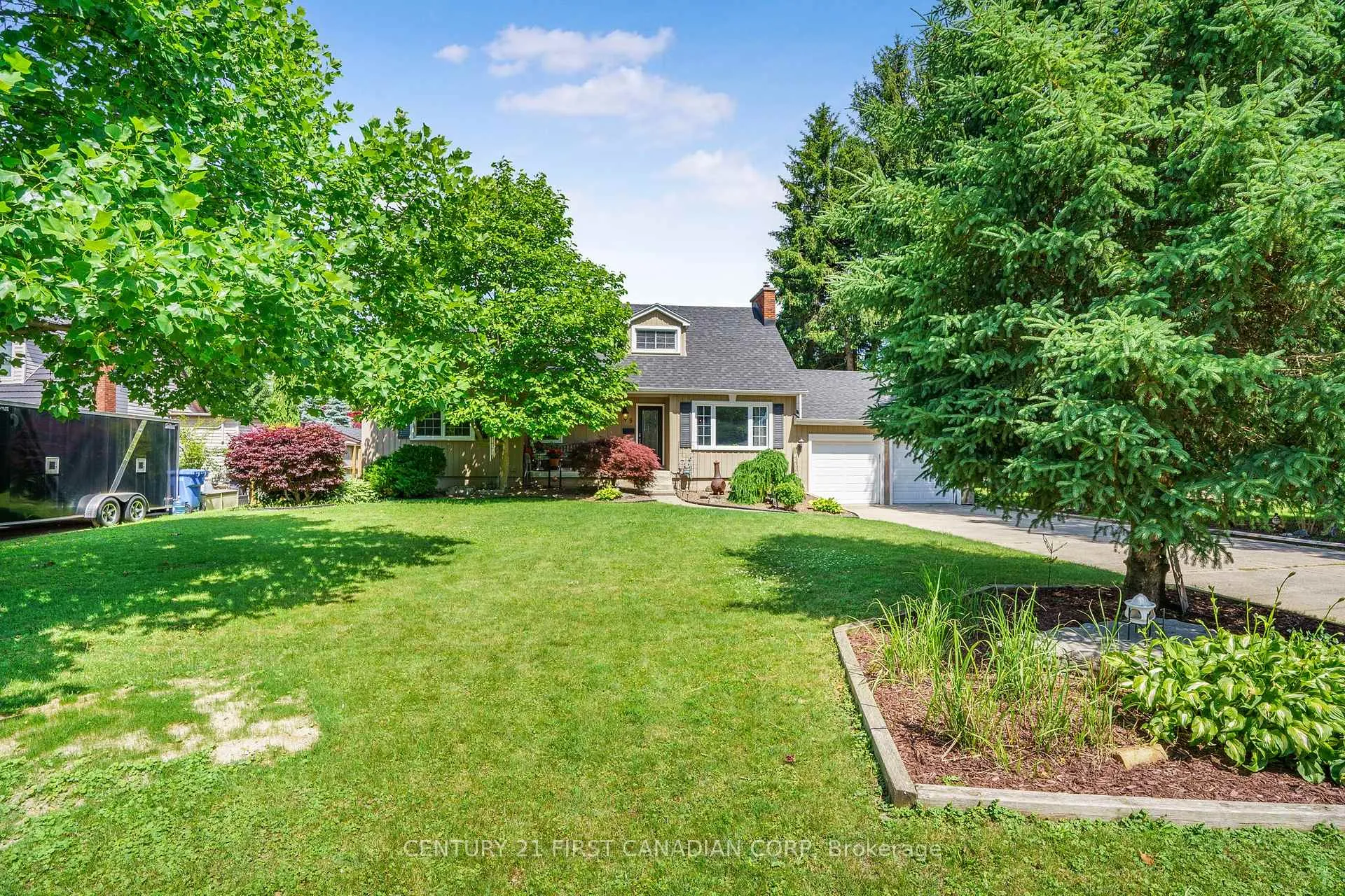 Photo 4 of 9 O'Brien Drive, Chatham-Kent, Chatham — HOMEH