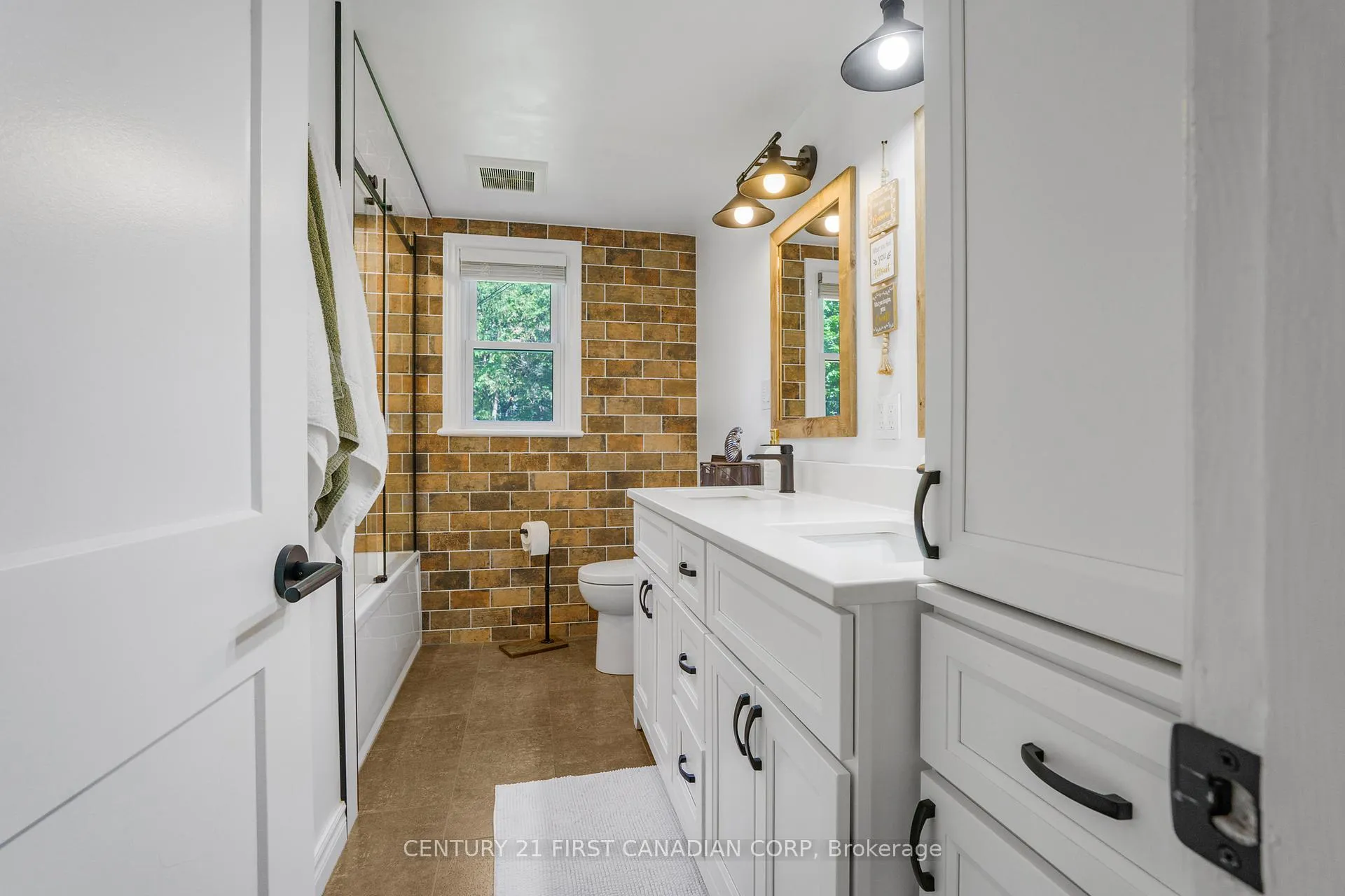 Photo 21 of 9 O'Brien Drive, Chatham-Kent, Chatham — HOMEH