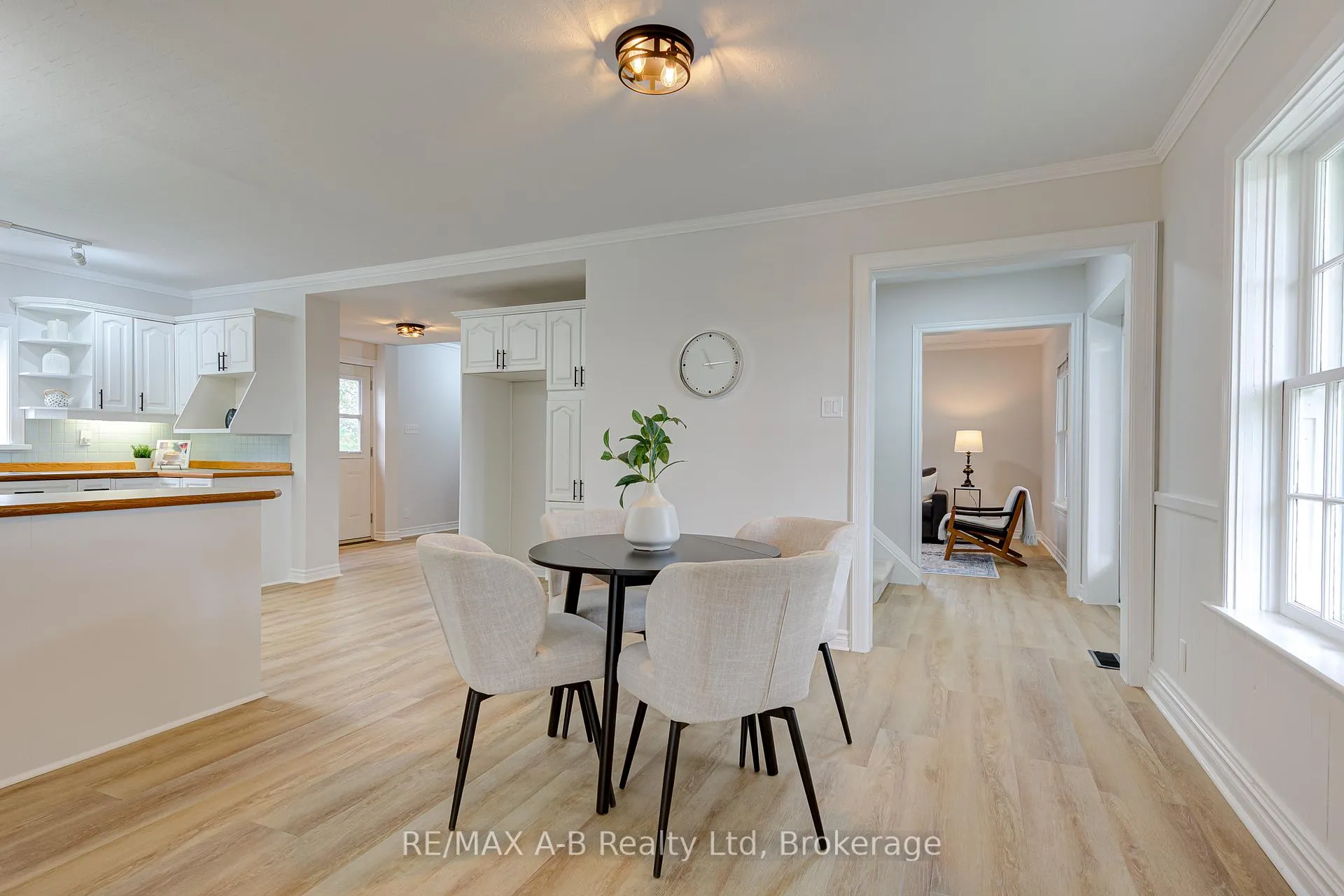 Photo 10 of 2927 Line 34, Perth East, North Easthope — HOMEH