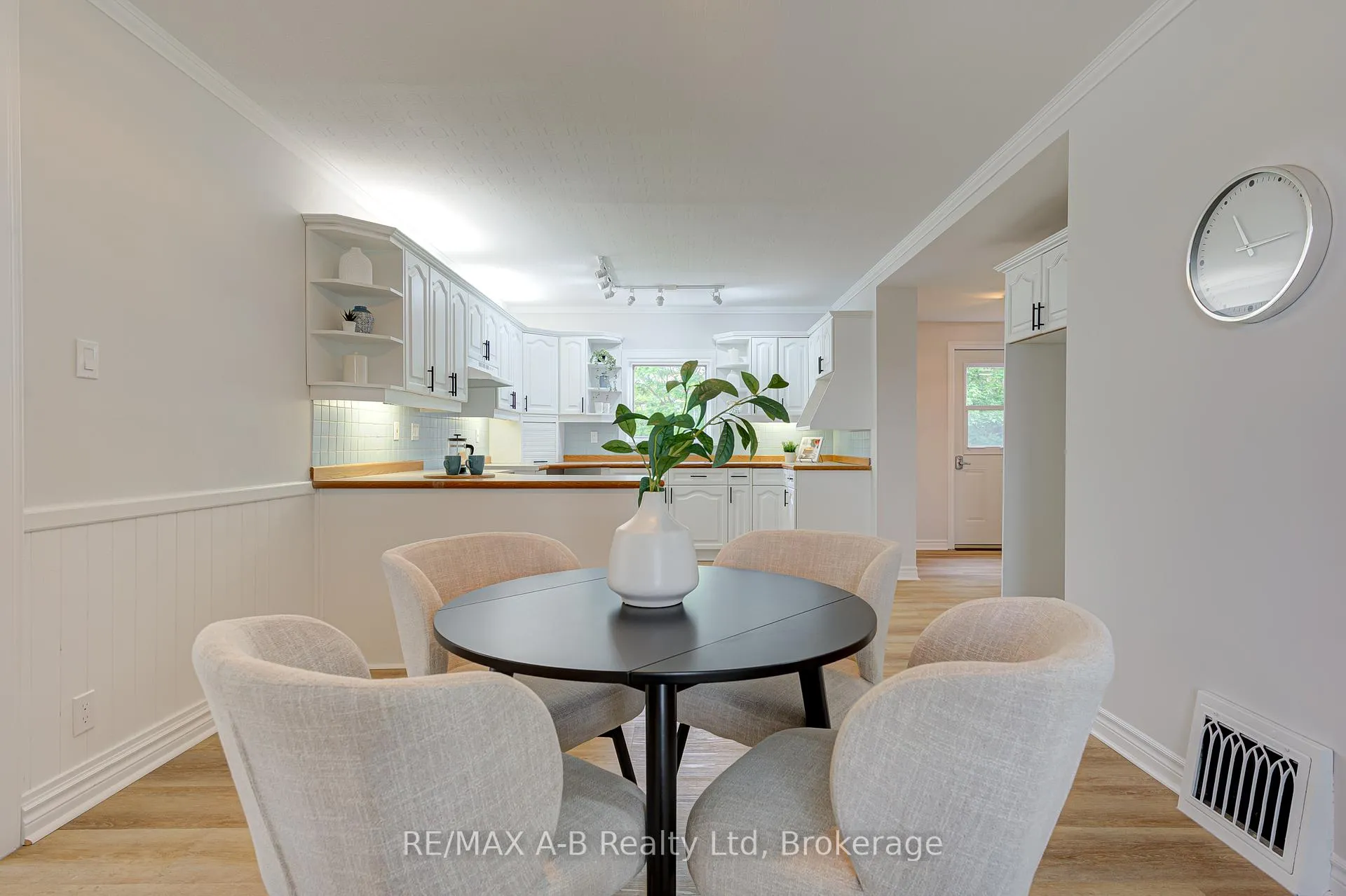 Photo 11 of 2927 Line 34, Perth East, North Easthope — HOMEH