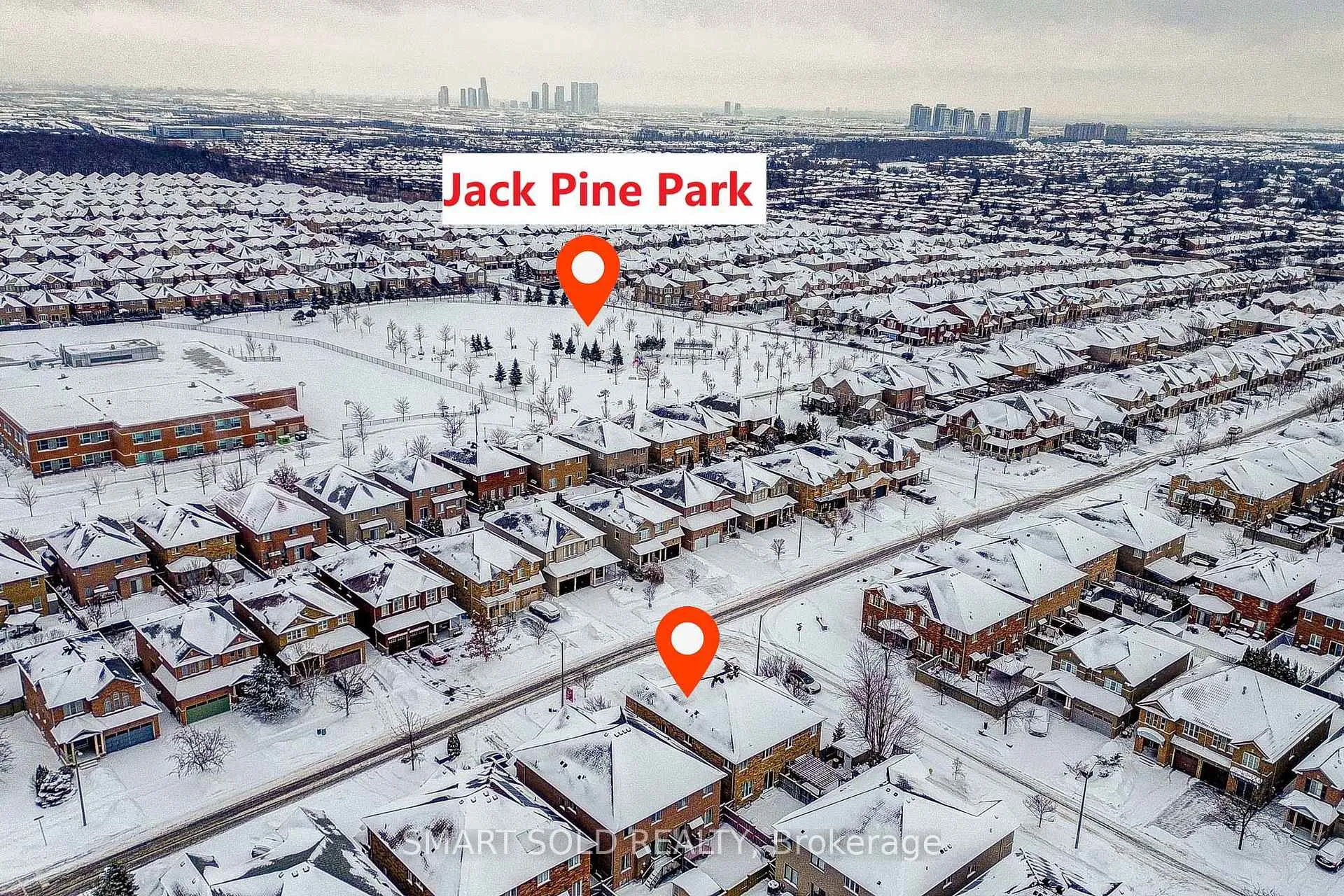 Photo 5 of 16 Lealinds Road, Vaughan, Patterson — HOMEH