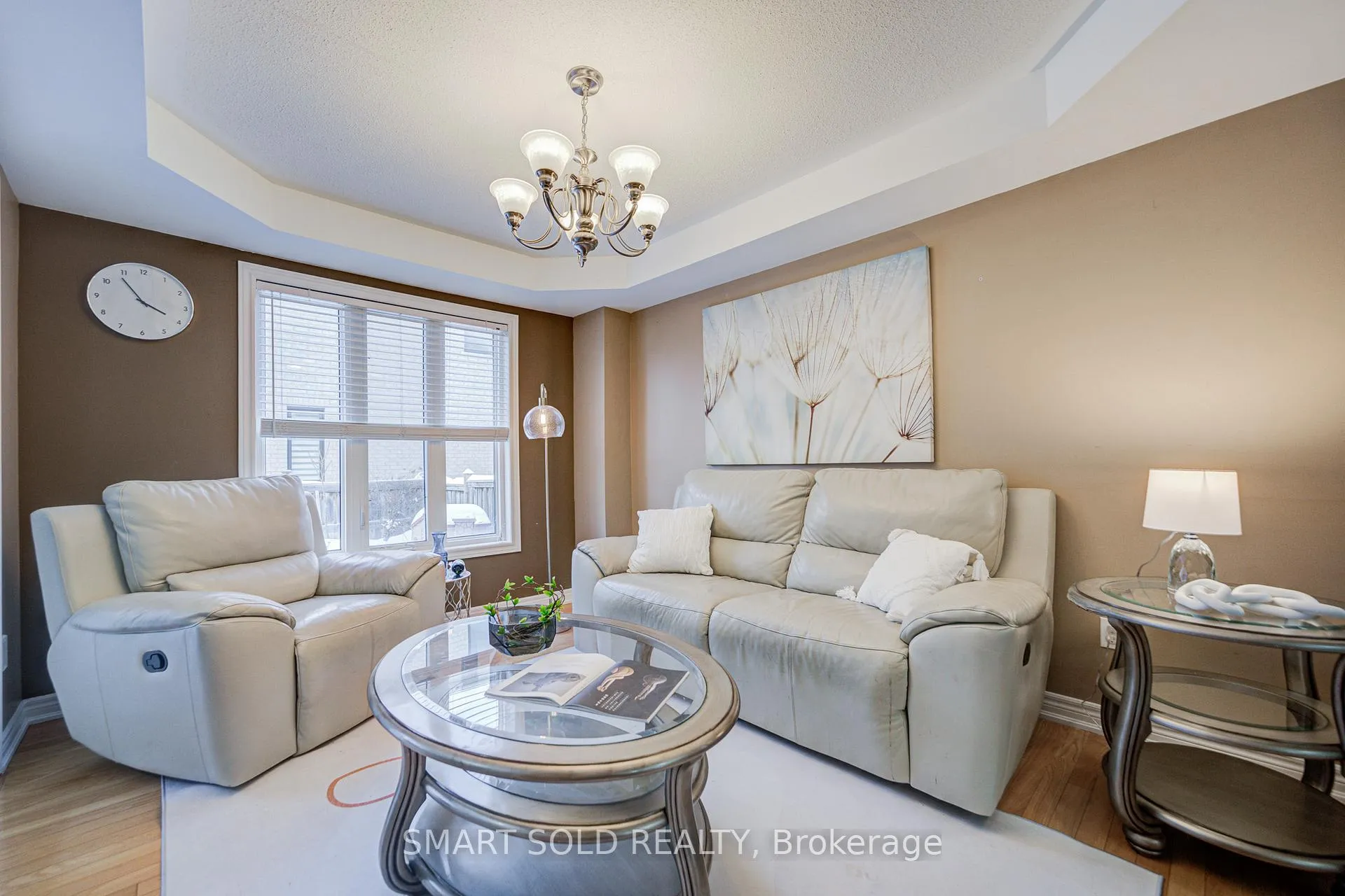 Photo 13 of 16 Lealinds Road, Vaughan, Patterson — HOMEH