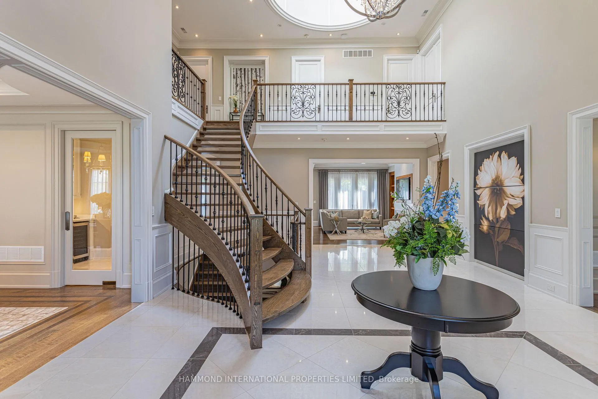 Photo 2 of 21 Hammok Crescent, Markham, Bayview Glen — HOMEH
