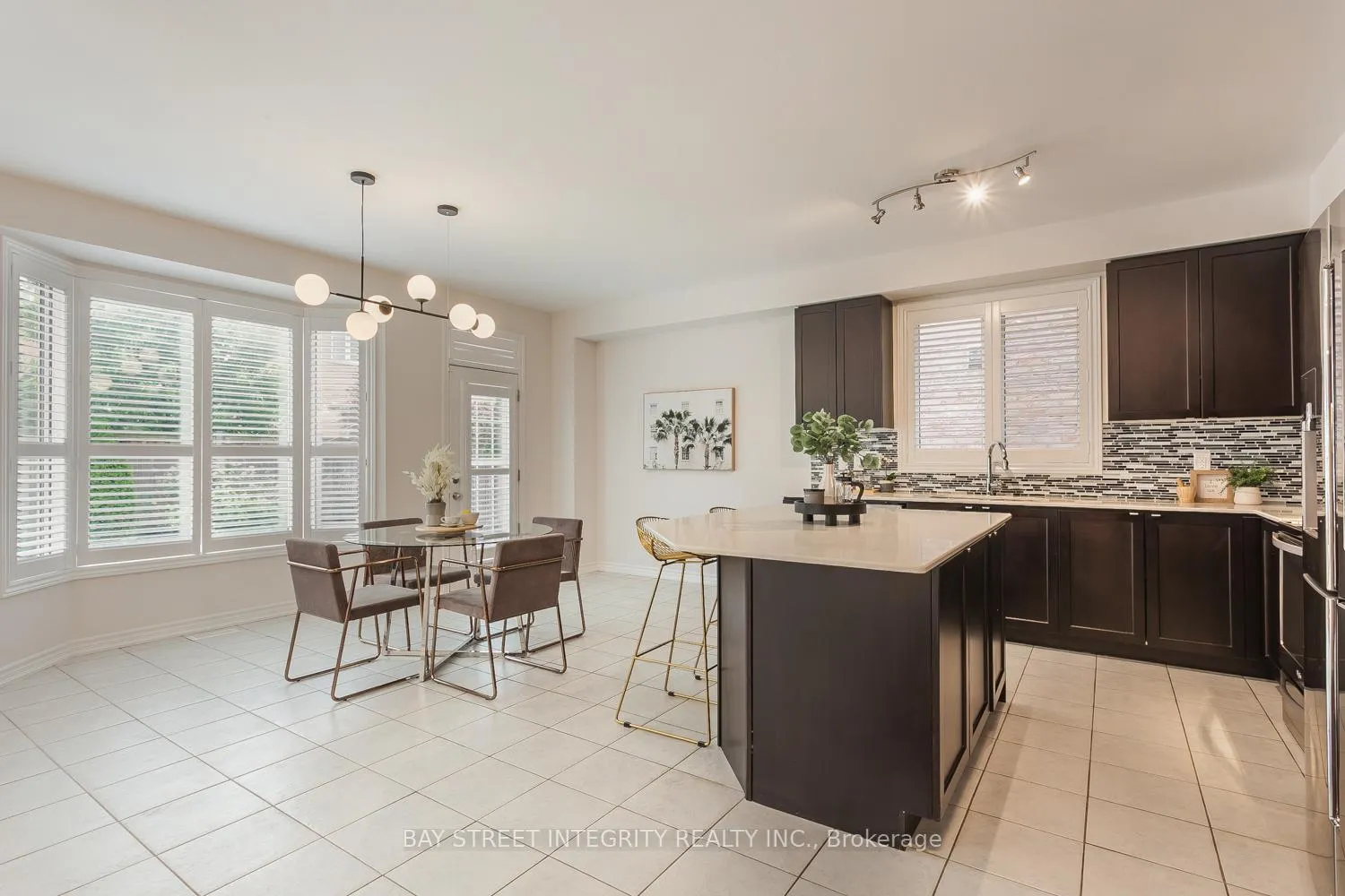 Photo 13 of 26 Carolina Rose Crescent, Markham, Wismer — HOMEH
