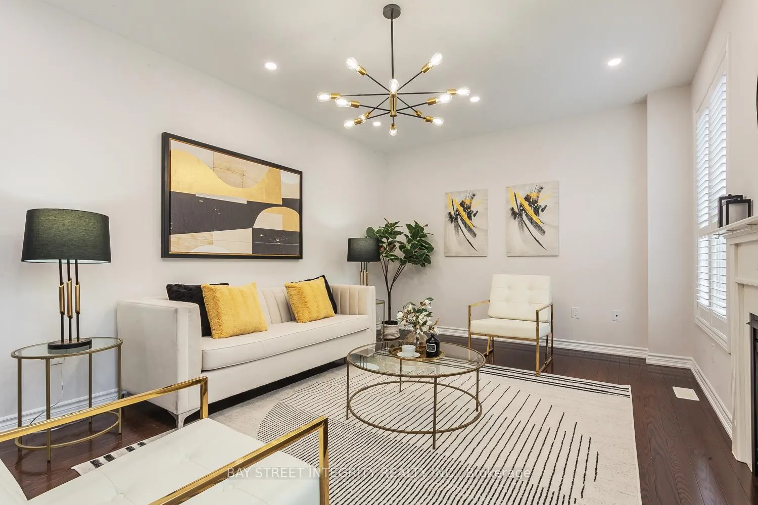 Photo 21 of 26 Carolina Rose Crescent, Markham, Wismer — HOMEH