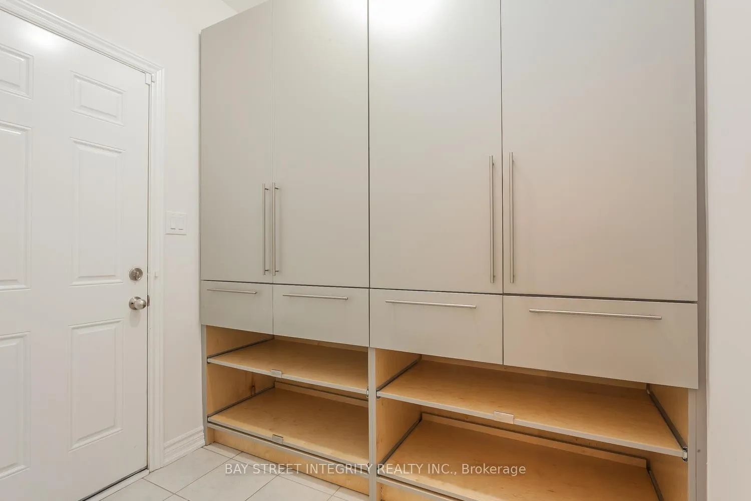 Photo 24 of 26 Carolina Rose Crescent, Markham, Wismer — HOMEH