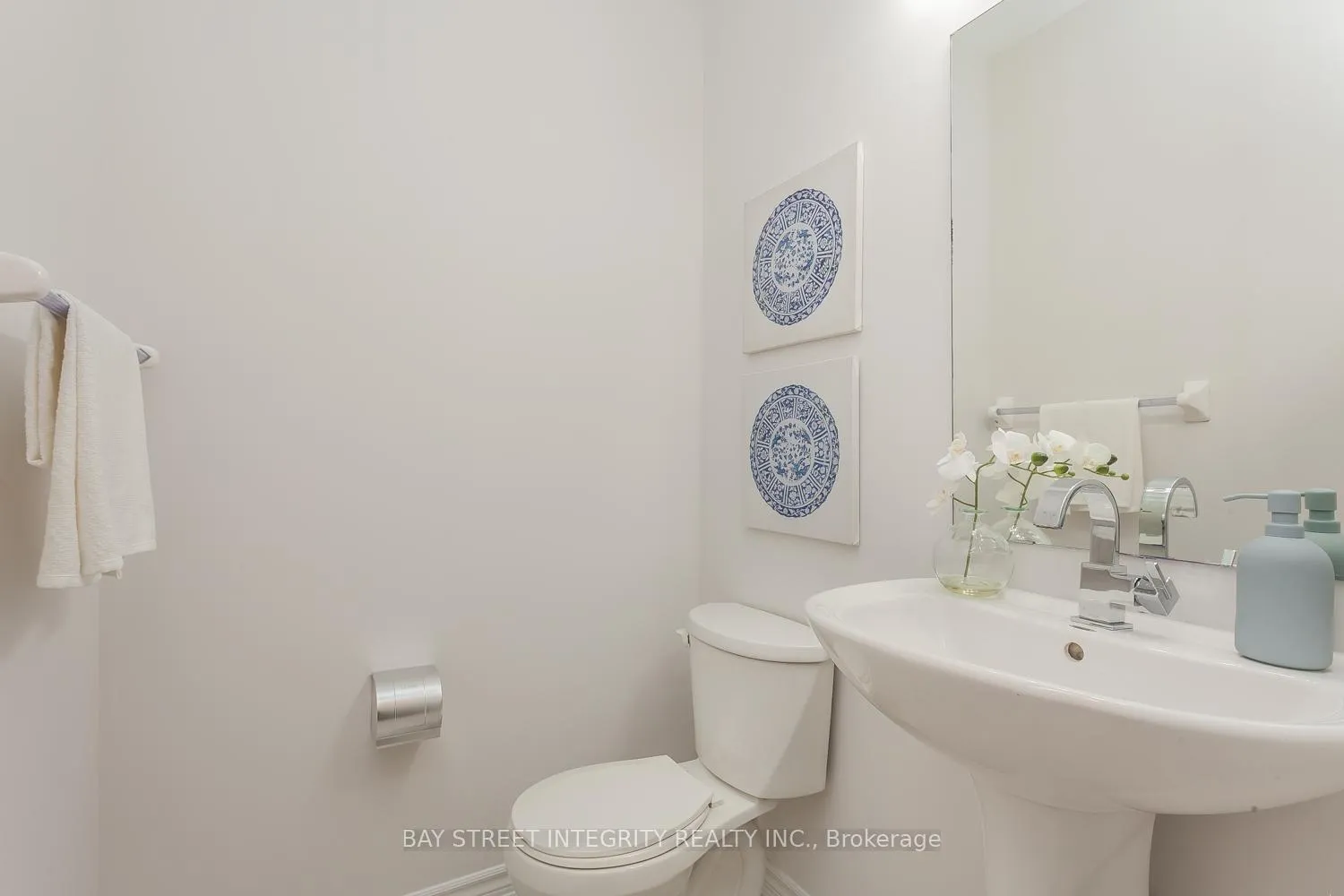 Photo 25 of 26 Carolina Rose Crescent, Markham, Wismer — HOMEH