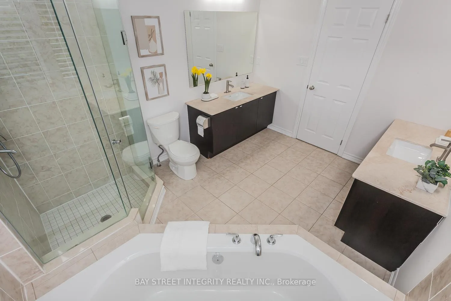 Photo 34 of 26 Carolina Rose Crescent, Markham, Wismer — HOMEH