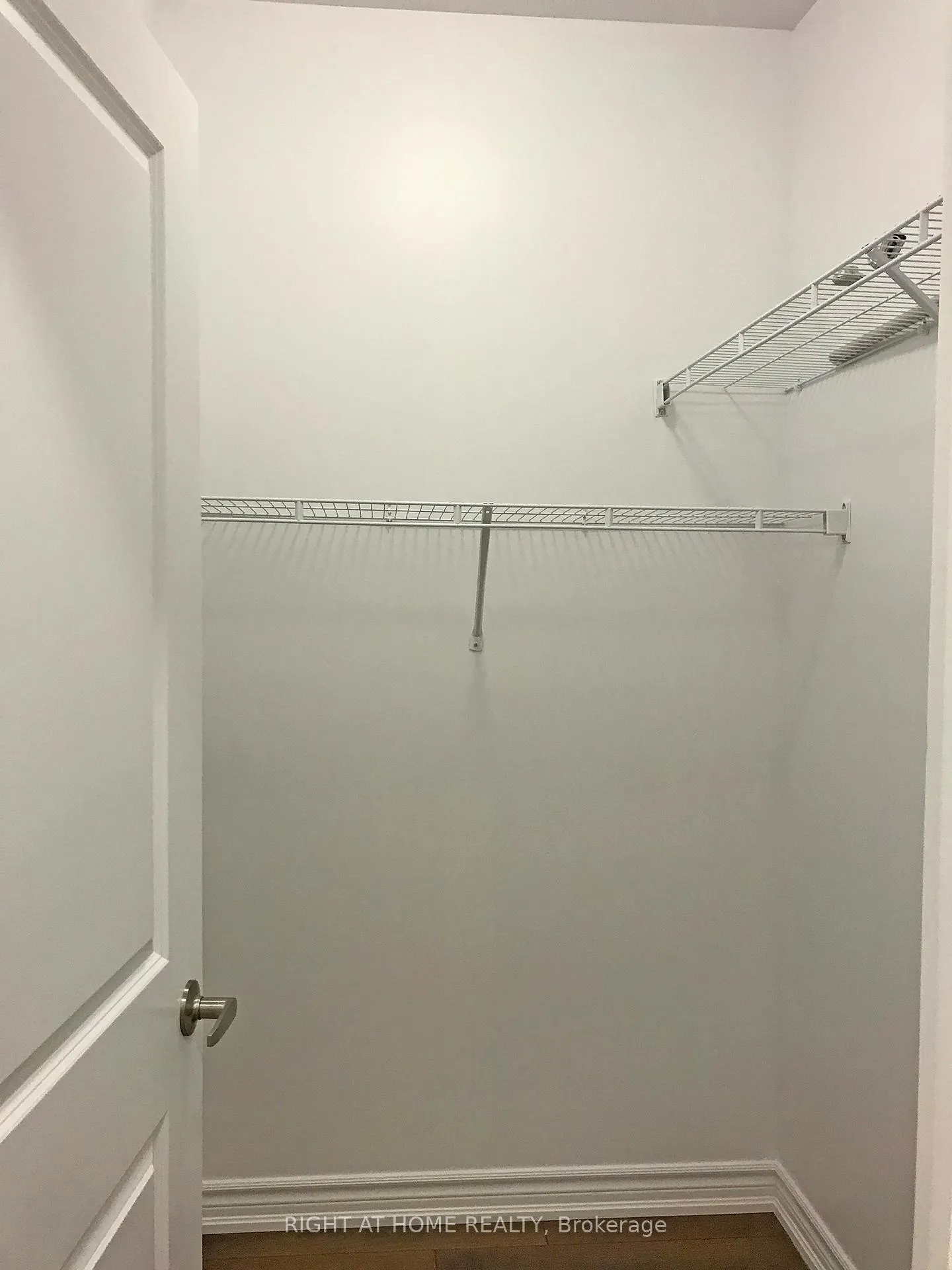 Photo 8 of Unit 413, 201 Pine Grove Road, Vaughan, Islington Woods — HOMEH