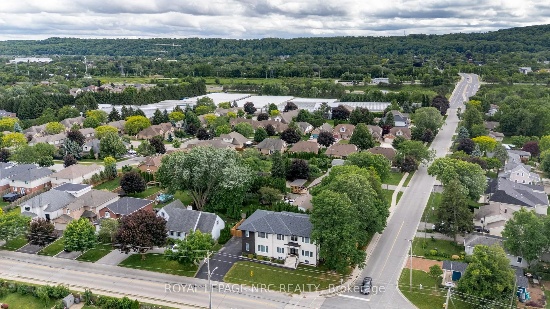 Photo 49 of 22 Lake Street, Grimsby, Grimsby Beach — HOMEH