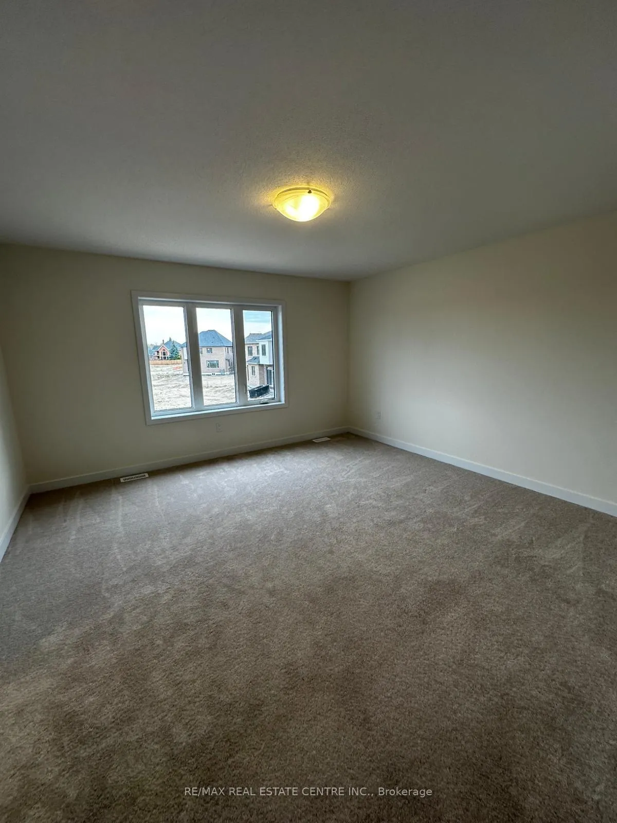 Photo 18 of 69 Moss Drive, Cambridge — HOMEH