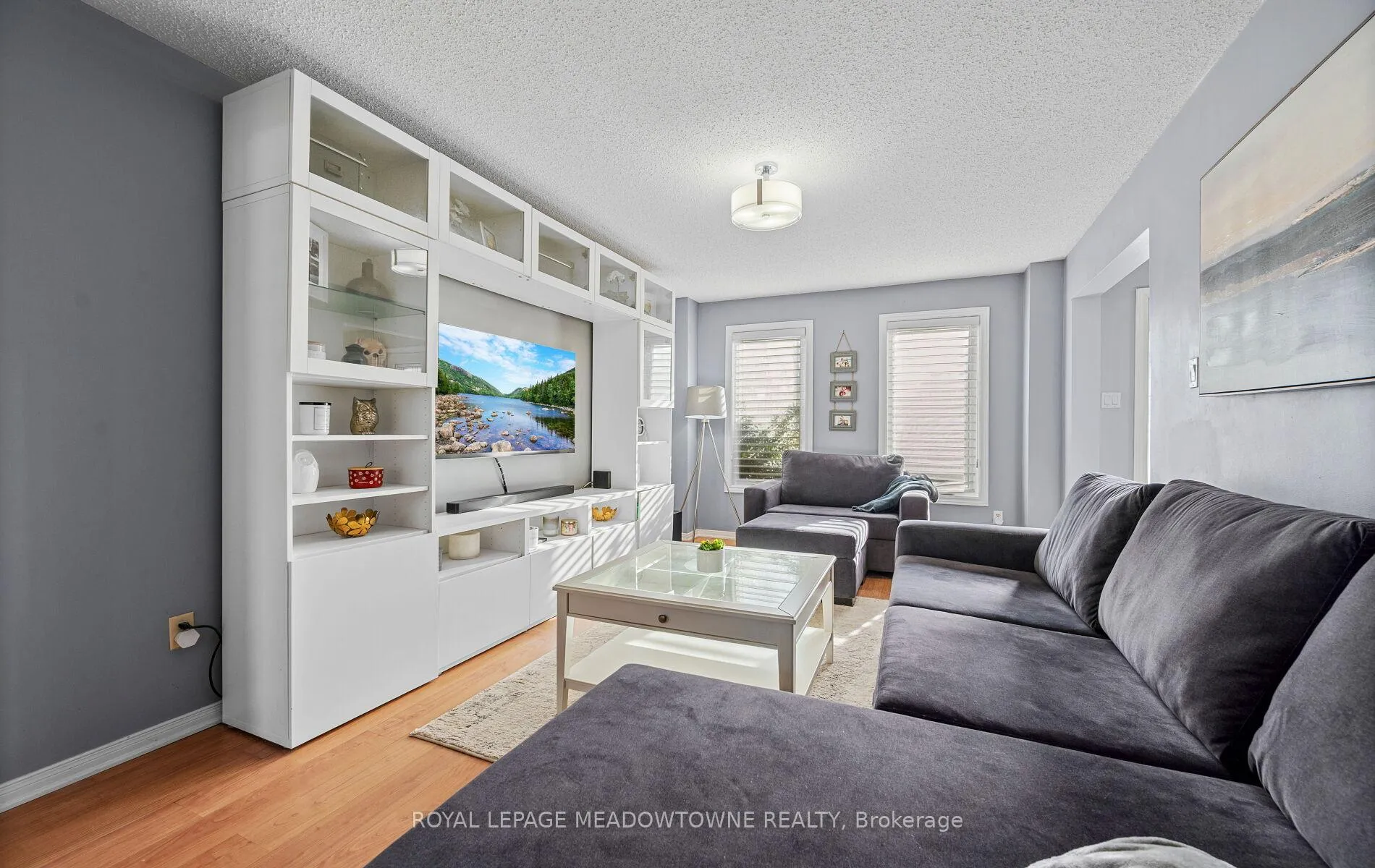 Photo 9 of 16 Cox Crescent, Brampton, Northwood Park — HOMEH