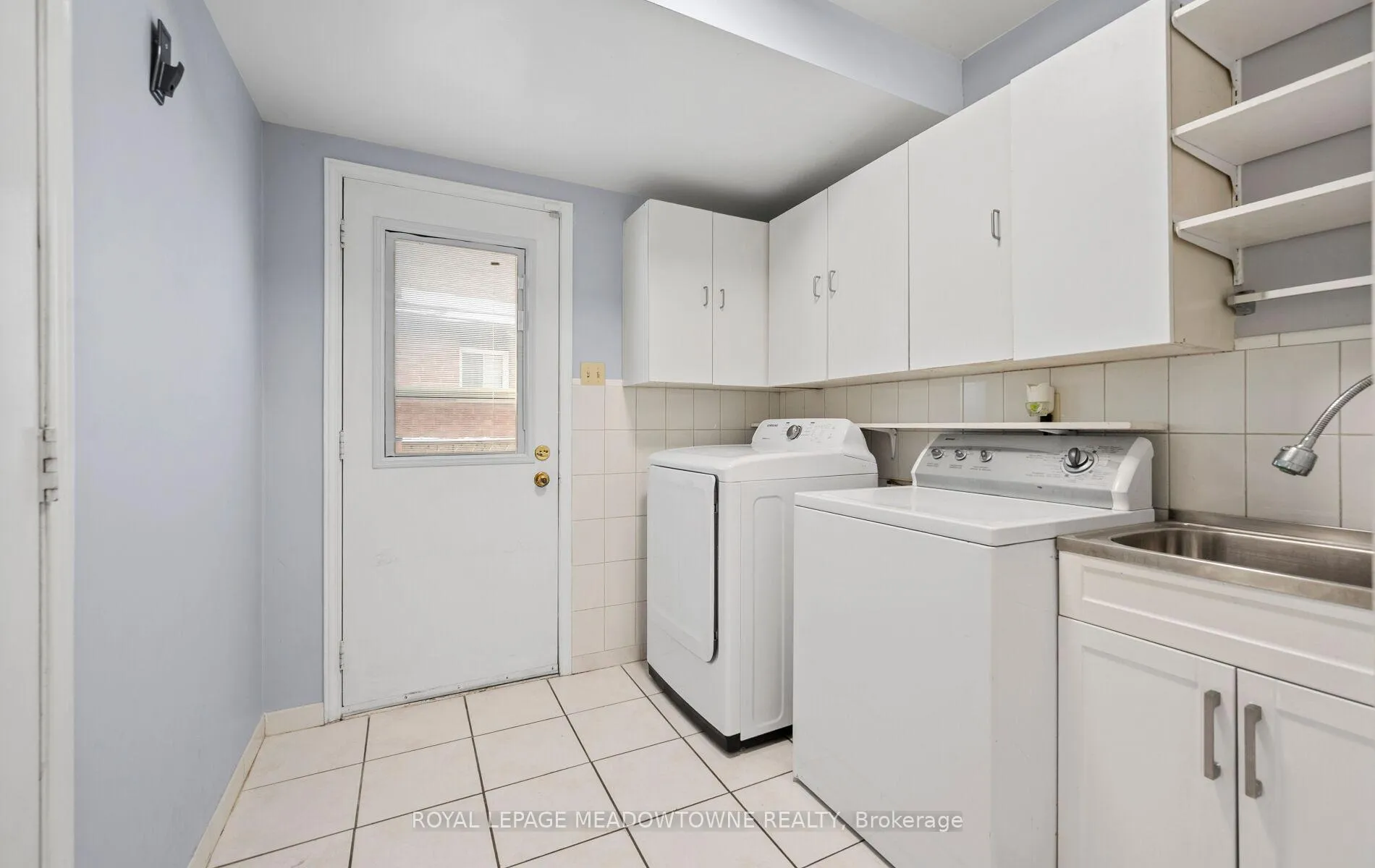 Photo 10 of 16 Cox Crescent, Brampton, Northwood Park — HOMEH