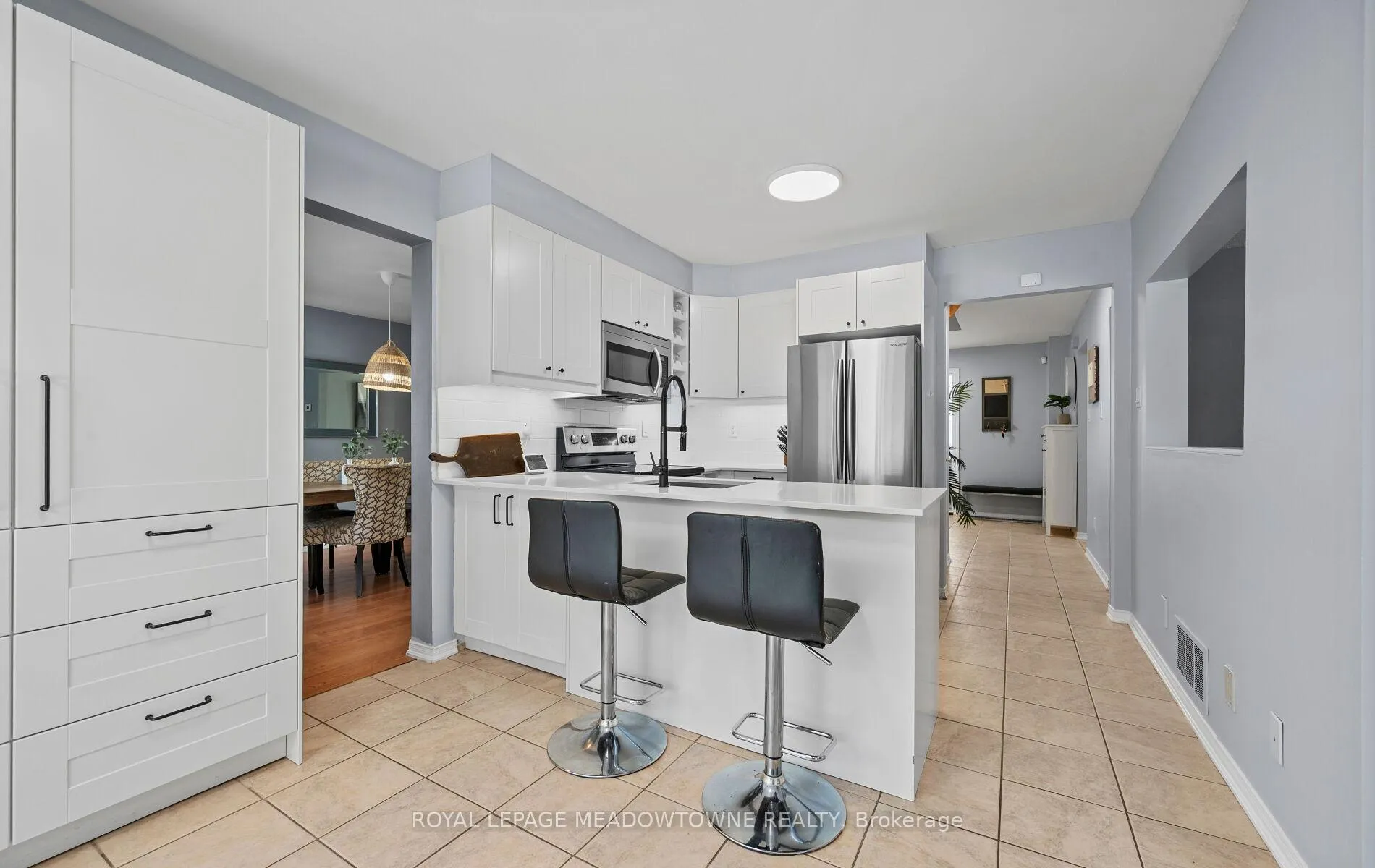 Photo 15 of 16 Cox Crescent, Brampton, Northwood Park — HOMEH