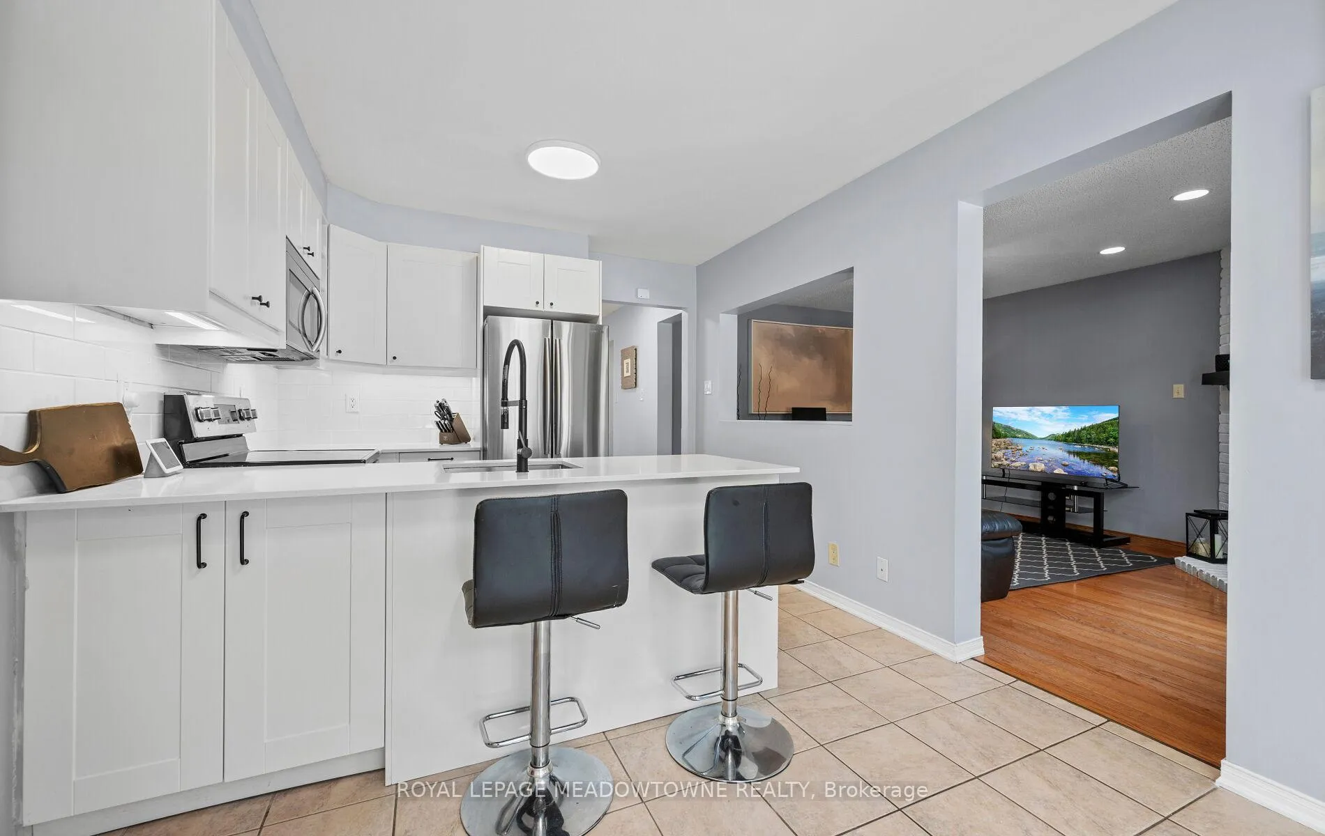 Photo 16 of 16 Cox Crescent, Brampton, Northwood Park — HOMEH