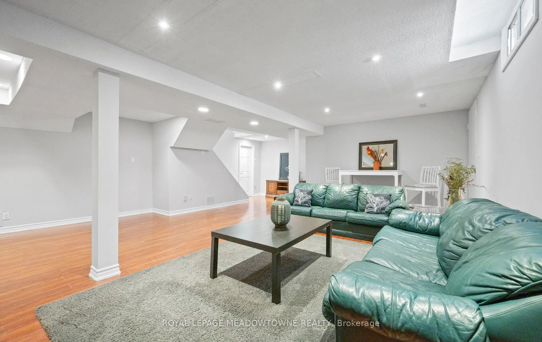 Photo 31 of 16 Cox Crescent, Brampton, Northwood Park — HOMEH
