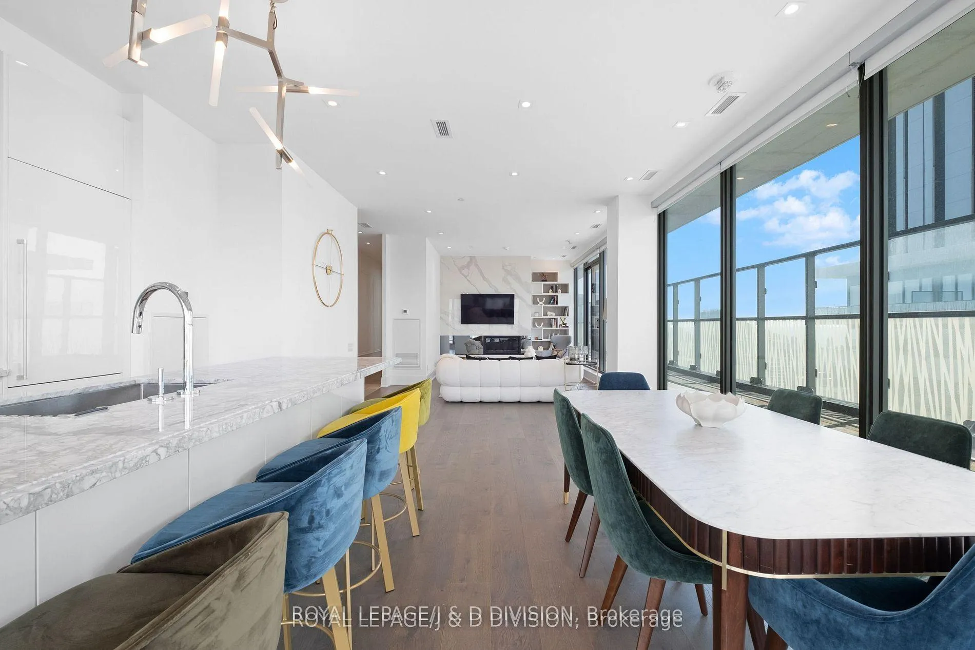Photo 10 of Unit PH 5502, 50 Charles Street E, Toronto, Church-Yonge Corridor — HOMEH