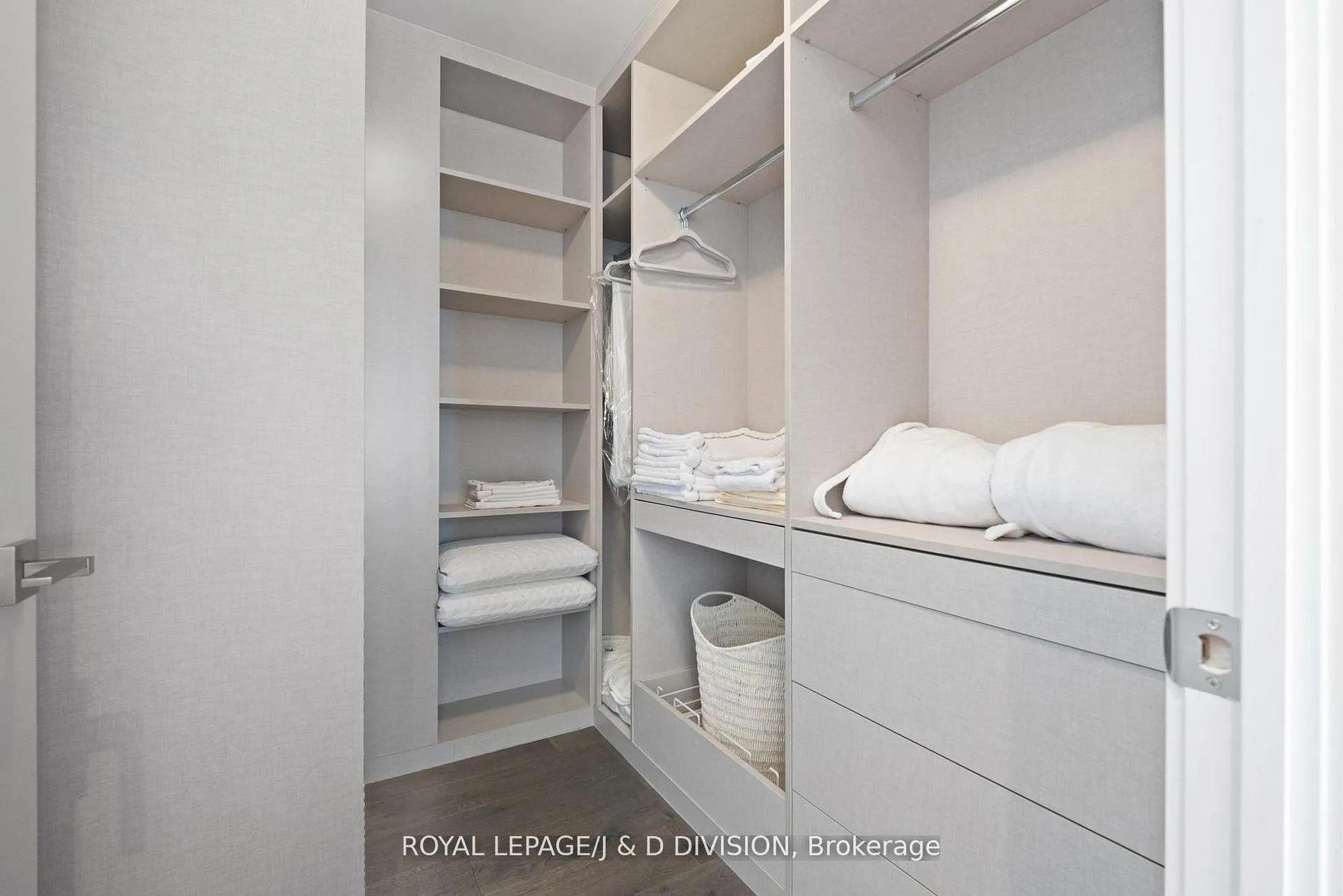 Photo 20 of Unit PH 5502, 50 Charles Street E, Toronto, Church-Yonge Corridor — HOMEH